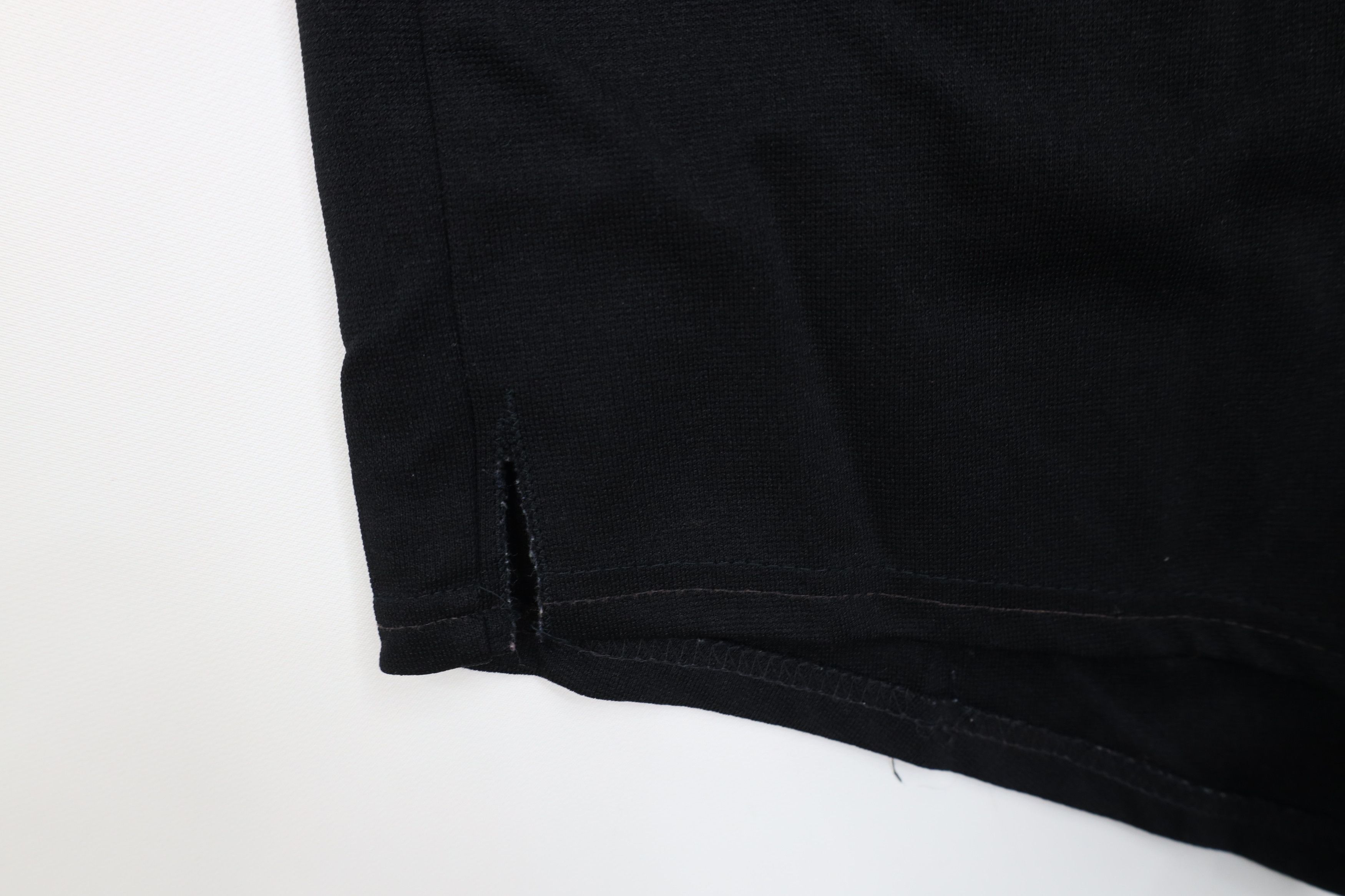 Vintage Vintage 70s Streetwear Jogging Soccer Shorts Black Knit USA Size US 32 / EU 48 - 5 Thumbnail