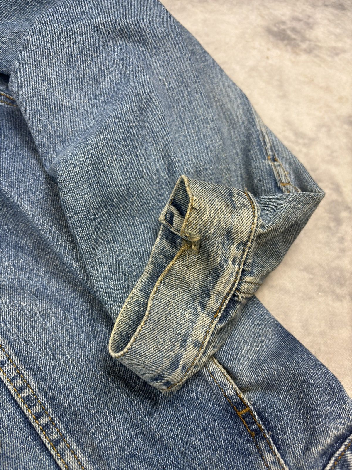 Japanese Brand VINTAGE JEANS JACKET BOXY DISTRESSED TRUCKER FADED Y2K 90S Size US L / EU 52-54 / 3 - 3 Thumbnail