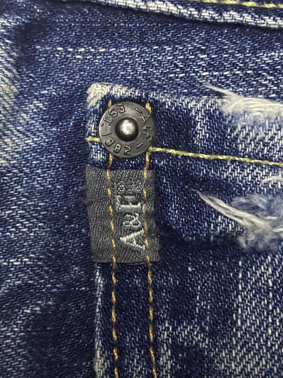 Neighborhood Ambercrombie & Fitch Faded Wash Distressed Baggy Jeans Size US 34 / EU 50 - 9 Thumbnail