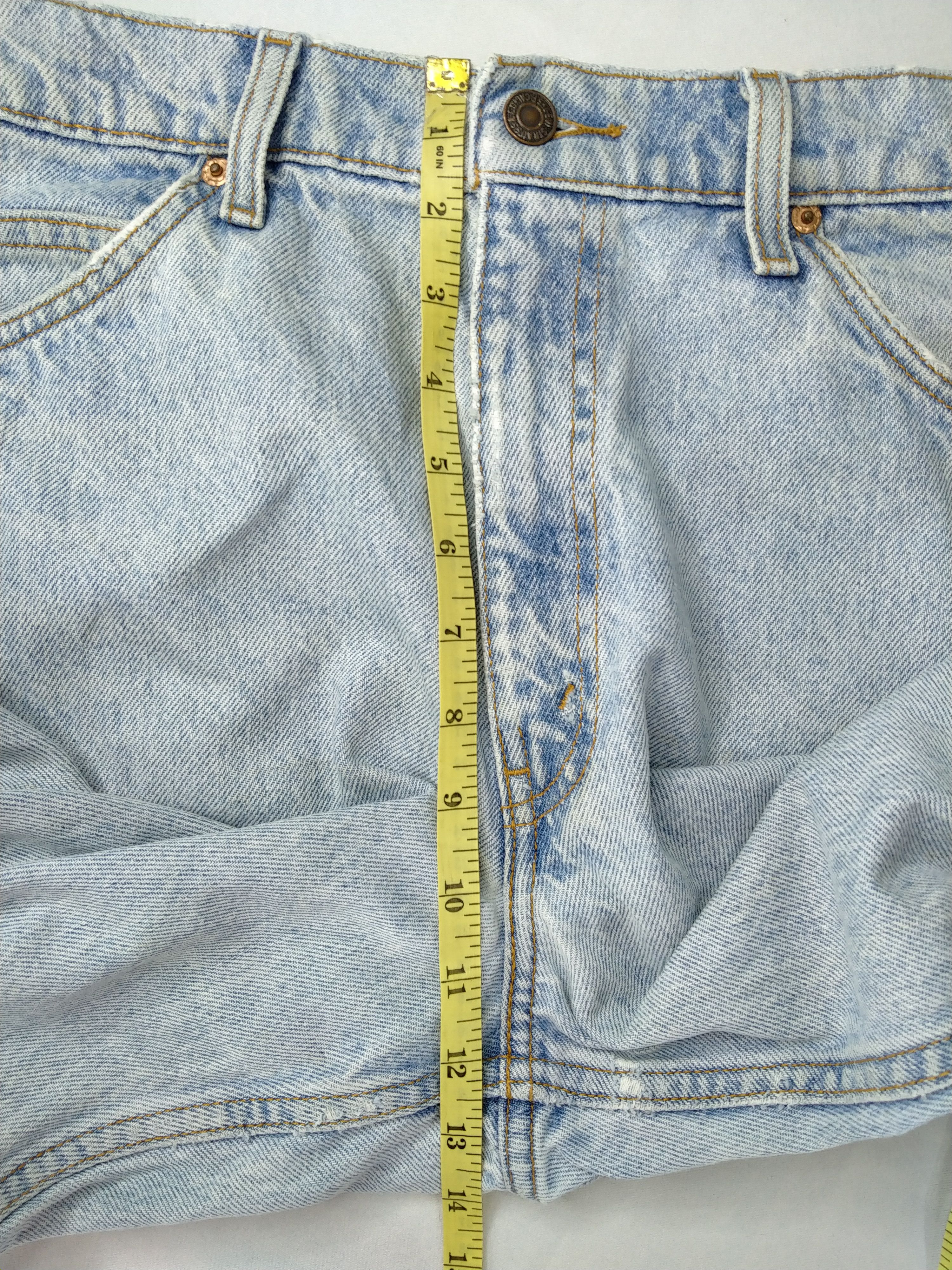 Levi's Light Wash Vintage Levi's 550 Relaxed Fit Denim 33x31 -JN487 Size US 33 - 6 Thumbnail