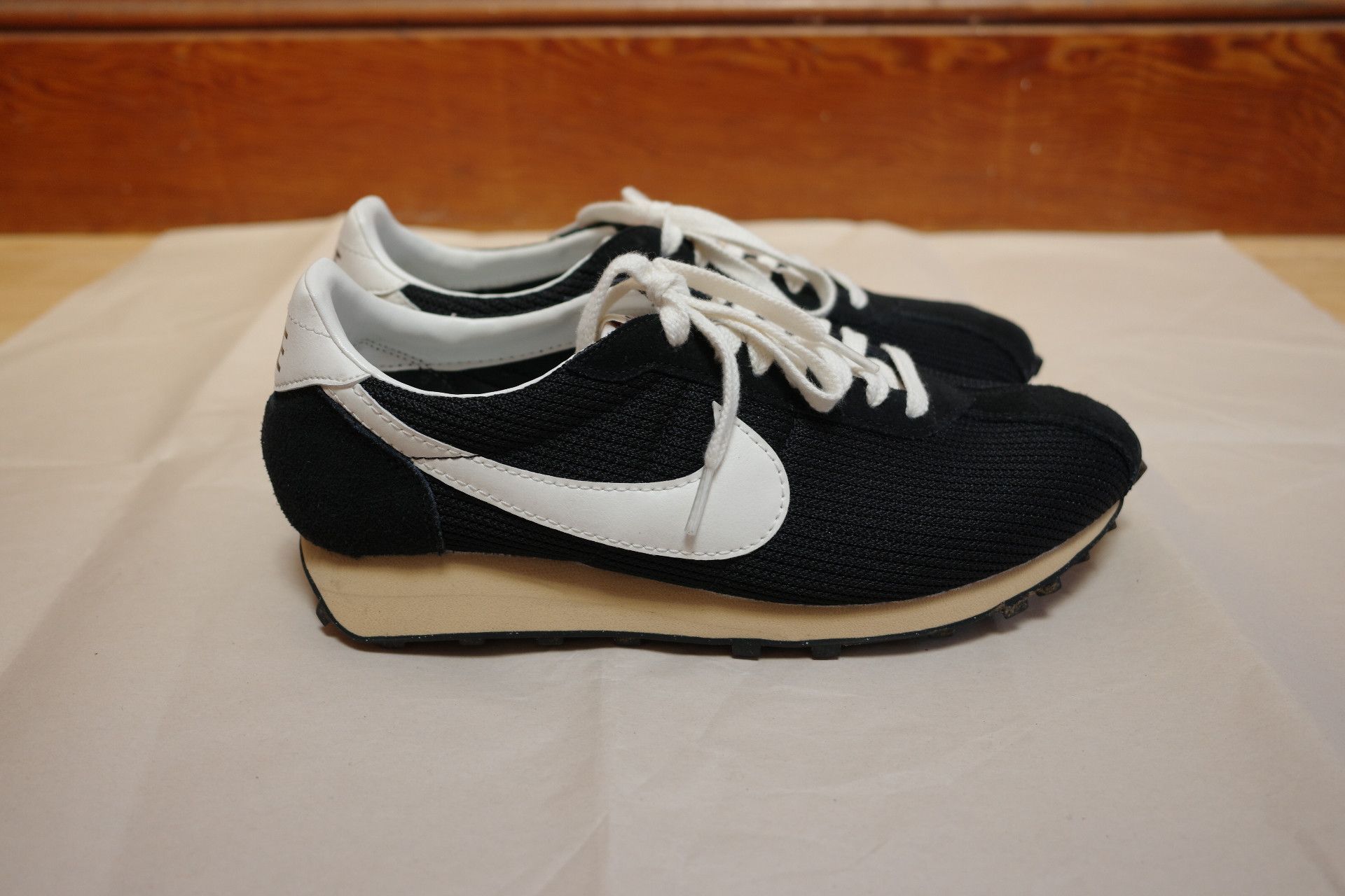 Nike Nike LD-1000 Size US 8.5 / EU 41-42 - 2 Thumbnail