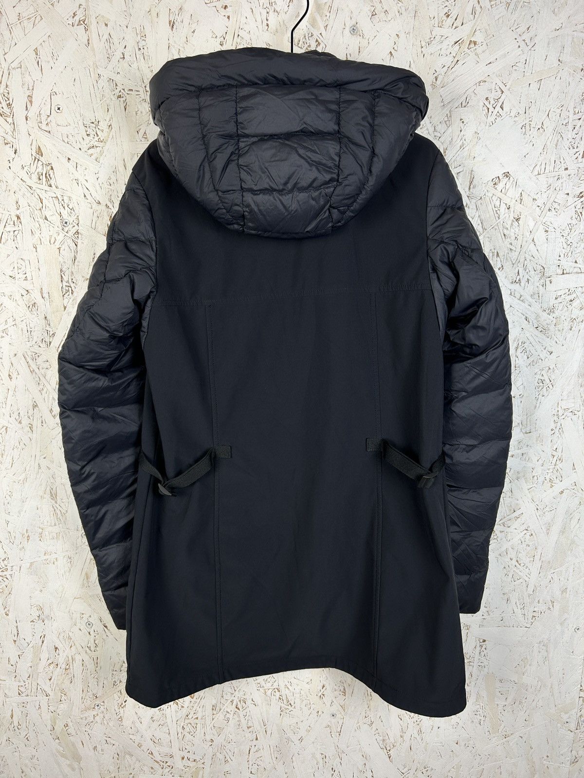 Canada Goose Canada Goose Women's Berkley Down Coat Black M Size M / US 6-8 / IT 42-44 - 8 Thumbnail