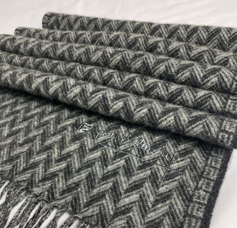 Pierre Balmain Pierre Balmain Scarf / Muffler / Neckwear Size ONE SIZE - 2 Thumbnail