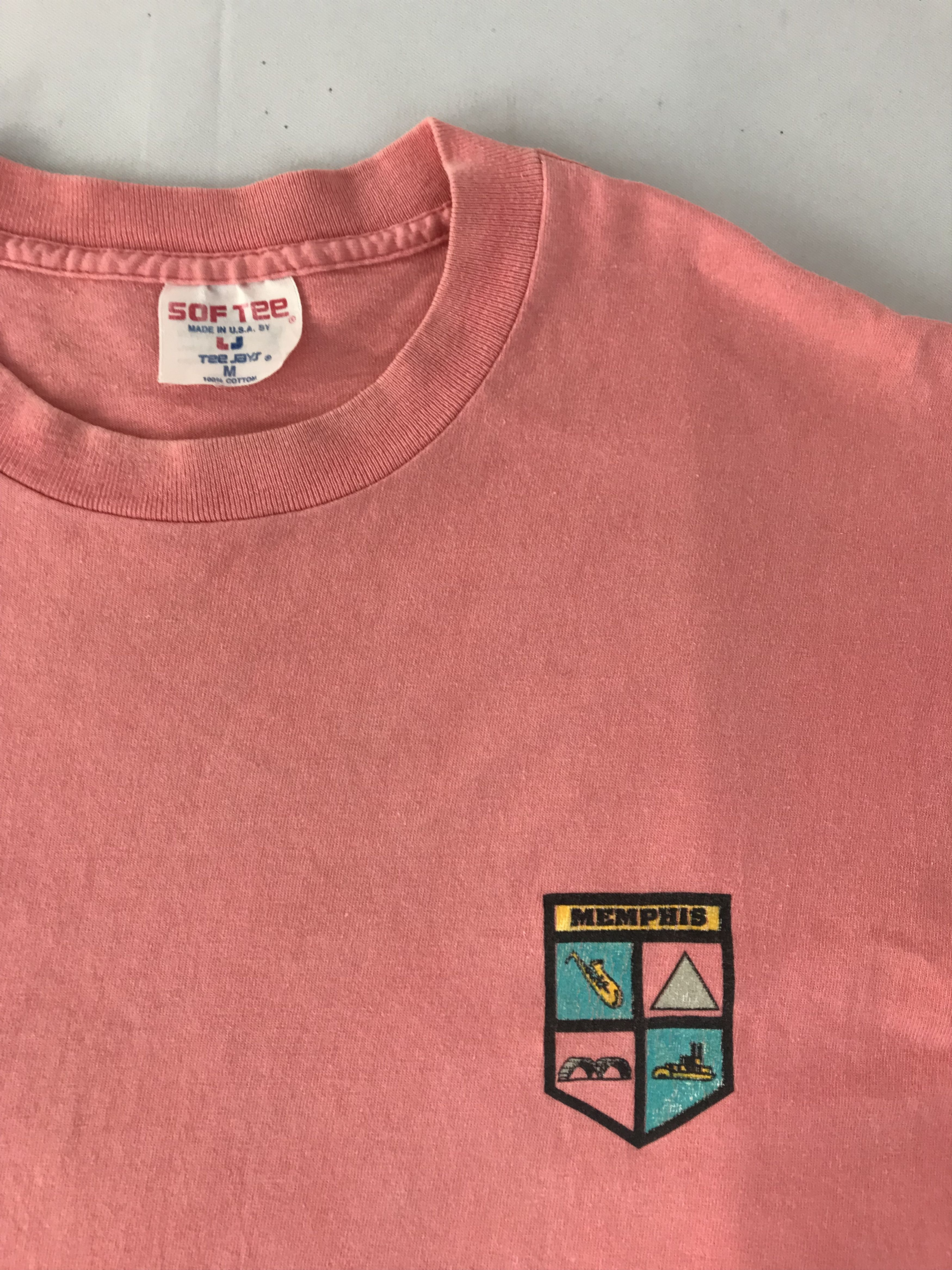 Vintage MEMPHIS Sof Tee By Tee Jays Classic Printed Tee T-Shirt Size US M / EU 48-50 / 2 - 4 Thumbnail