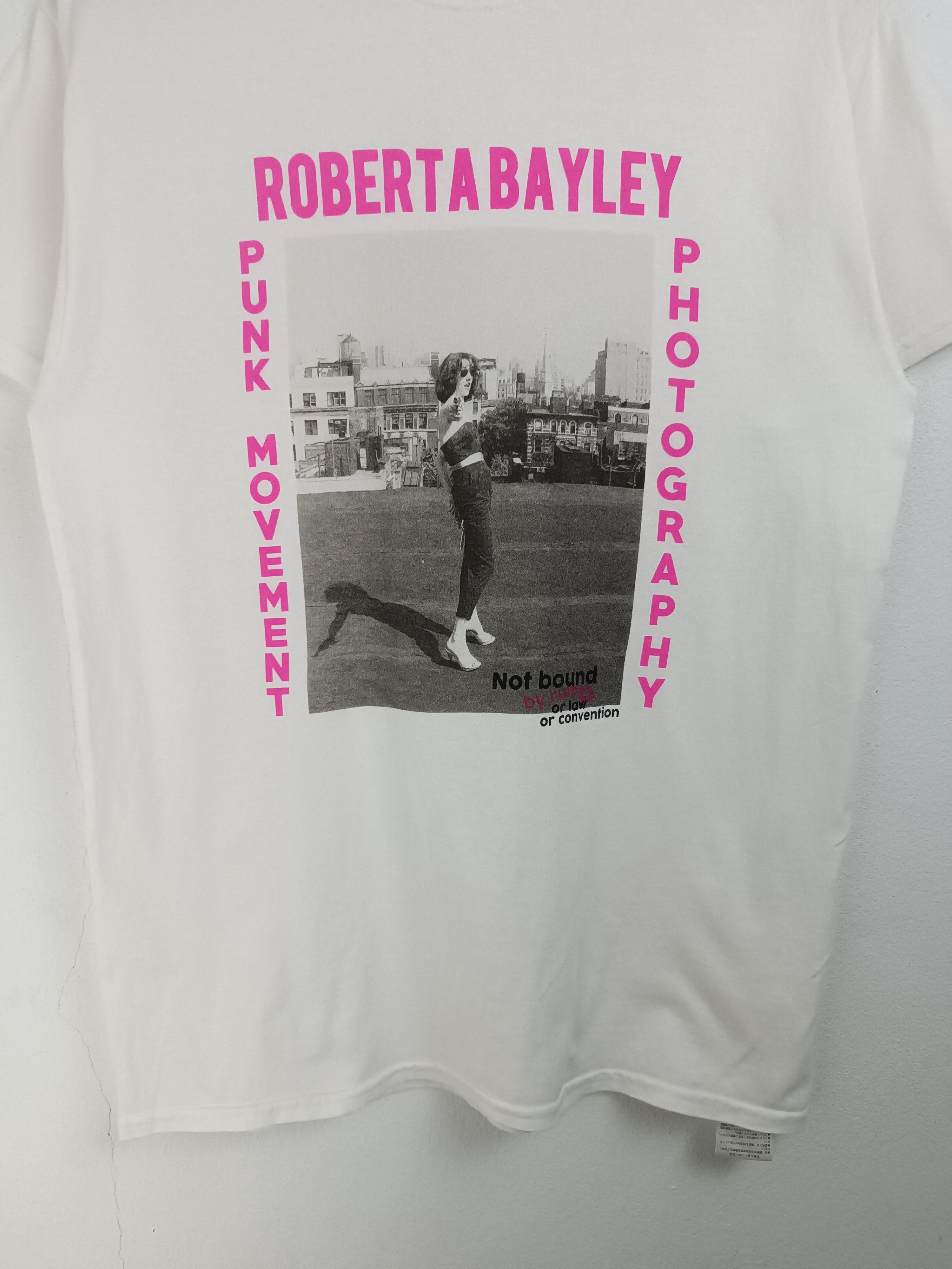 Band Tees VINTAGE ROBERTA BAYLEY PUNK MOVEMENT PHOTOGRAPHY TEE Size US M / EU 48-50 / 2 - 7 Thumbnail