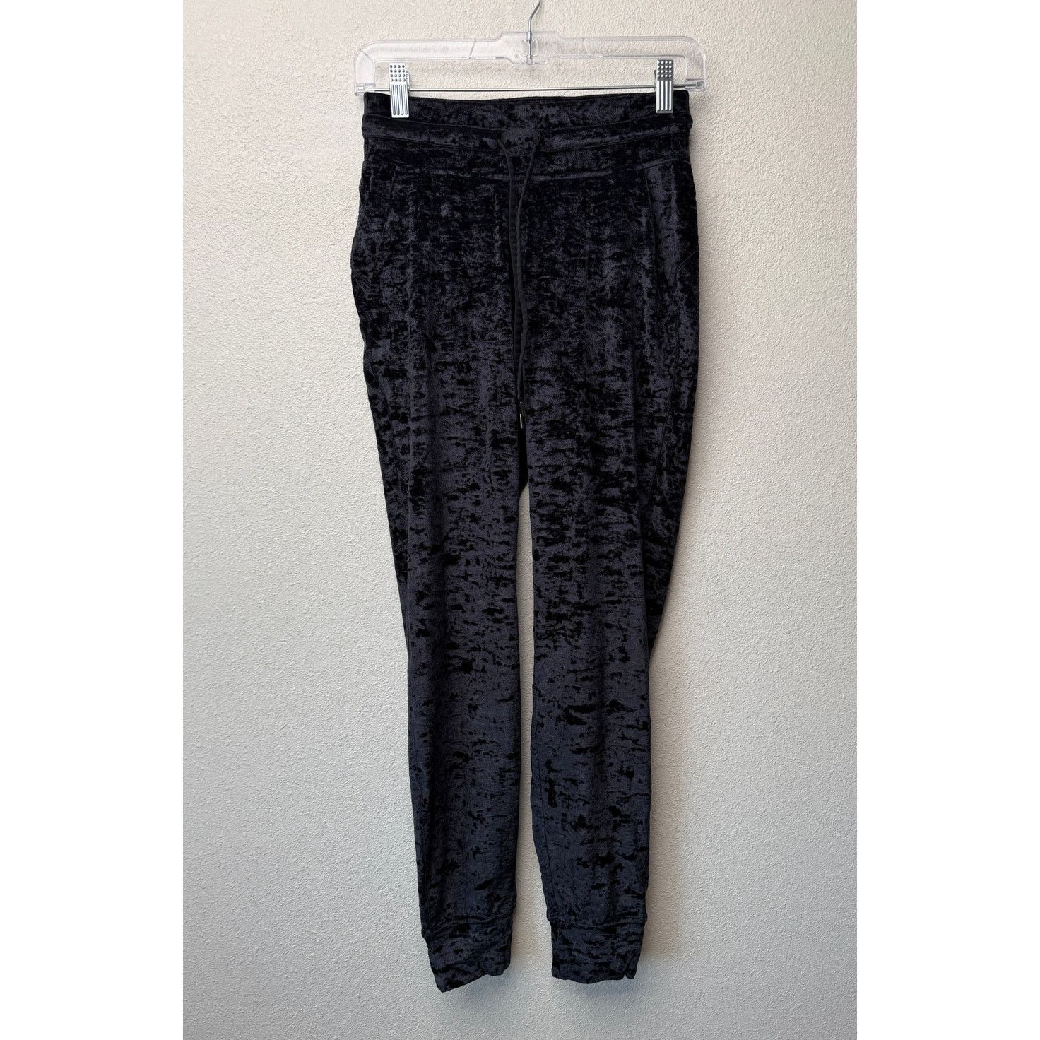 Lululemon Lululemon Ready to Crush Velvet Jogger Pants Black Women's 4 Size 27" / US 4 / IT 40 - 2 Thumbnail
