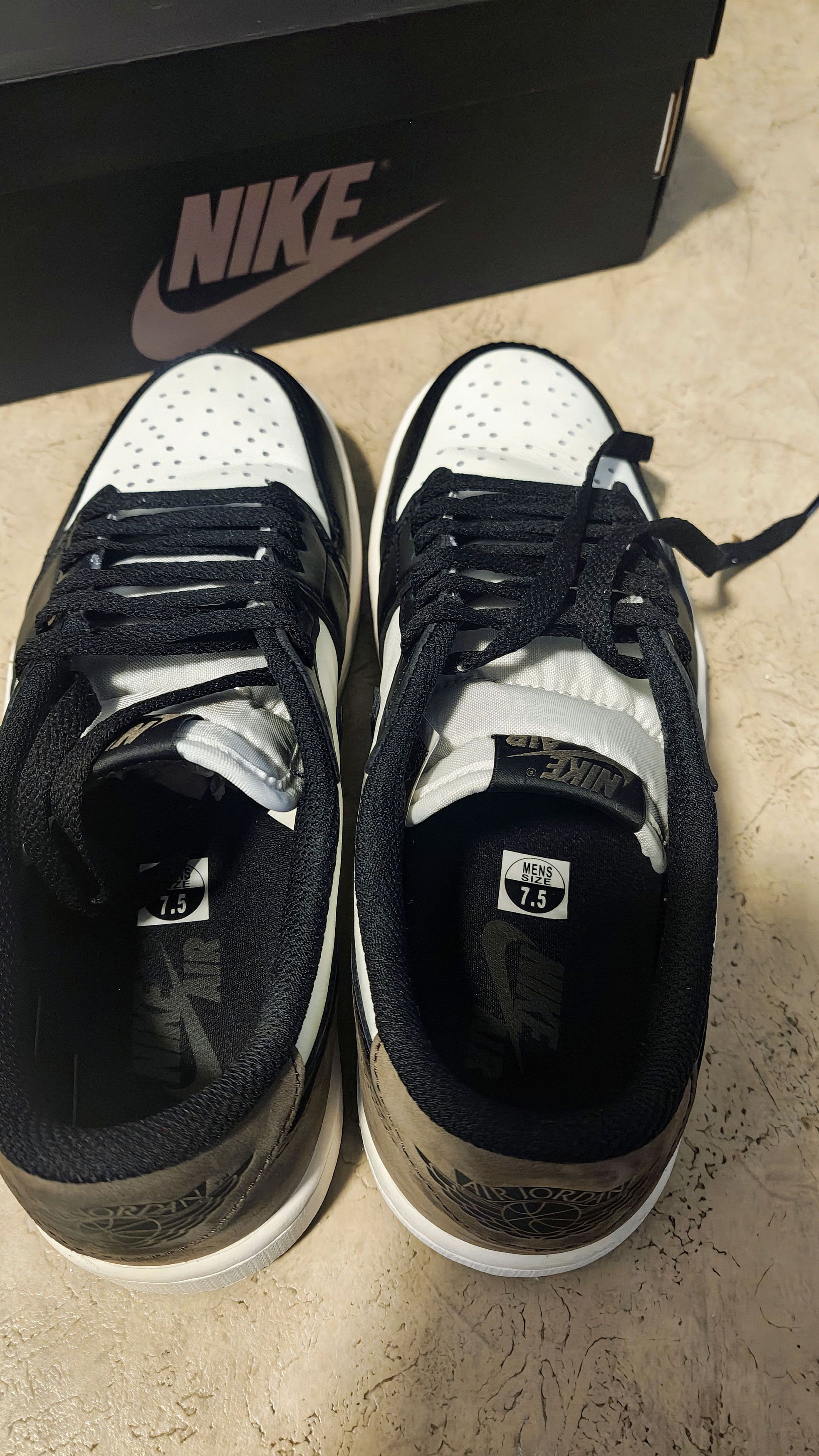 Jordan Brand Jordan 1 low OG mocha Size US 7.5 / EU 40-41 - 7 Thumbnail