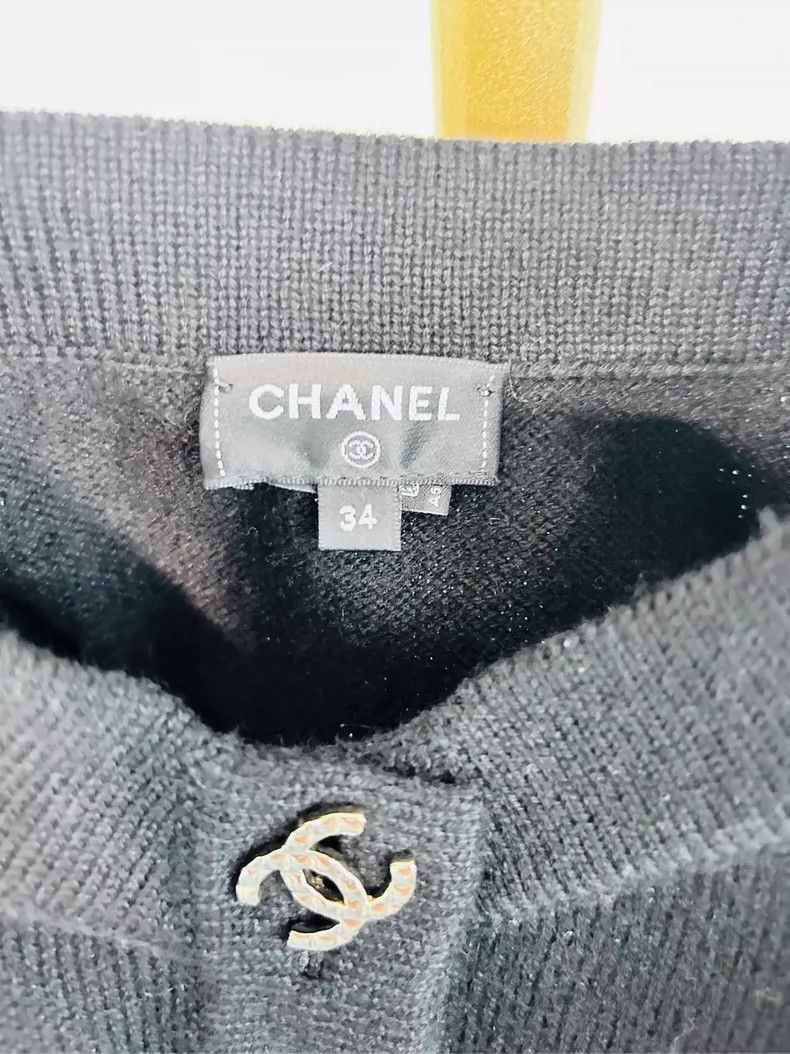 Chanel Chanel 22 badge knitted vest Size XXS / US 00 / IT 34 - 2 Thumbnail