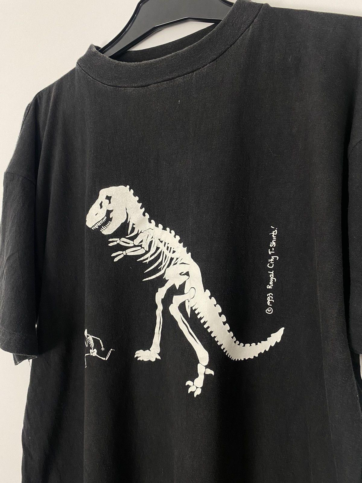 Band Tees × Japanese Brand × Vintage Vintage 90s Dinosaur Skeleton Royal City Tee Faded Size US XL / EU 56 / 4 - 6 Thumbnail