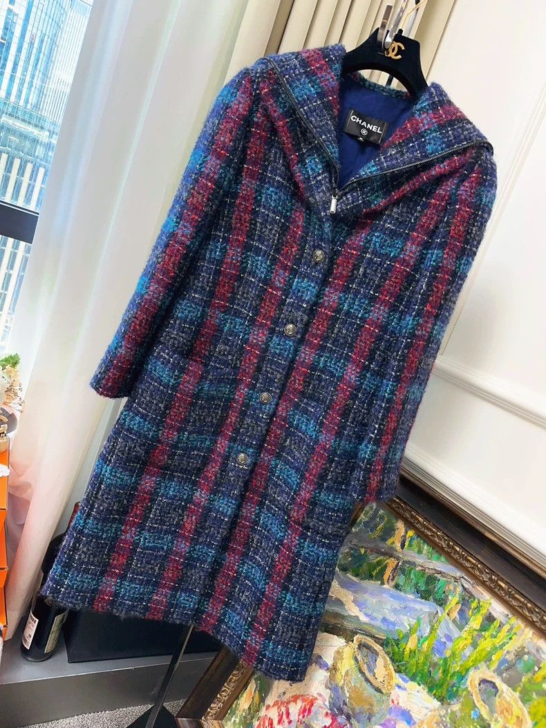 Chanel Hamburger series tweed red and blue plaid navy coll