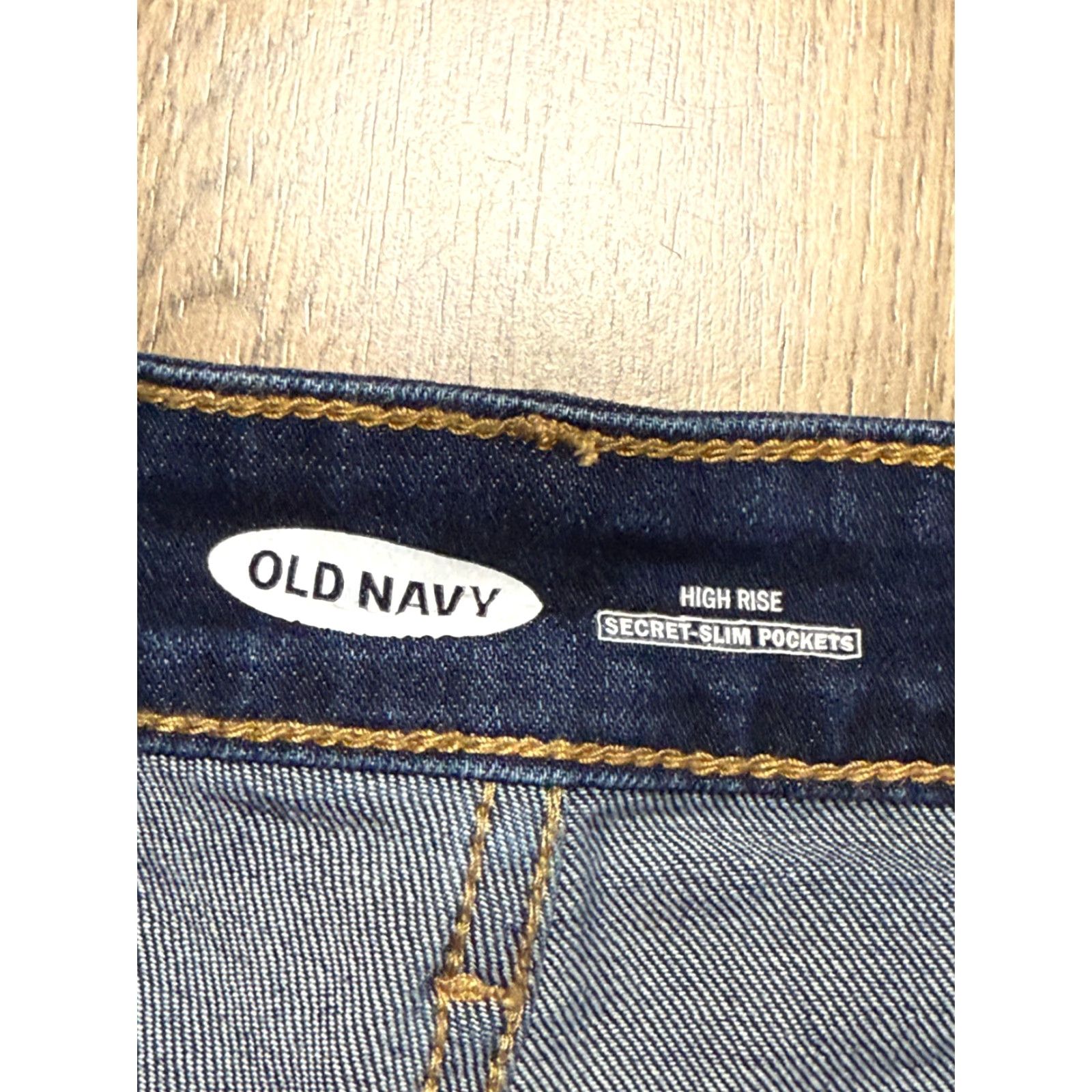 Old Navy VINTAGE? Old Navy Shorts, Women's Size 4, Blue Denim High Rise Jean Shorts Ripped Size 27" / US 4 / IT 40 - 5 Thumbnail
