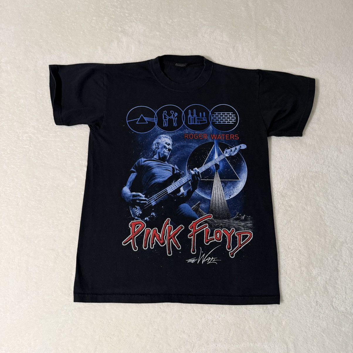 Pink Floyd 90’s Vintage Pink Floyd Dark Side of the Moon T-shirt Size US S / EU 44-46 / 1 - 1 Thumbnail