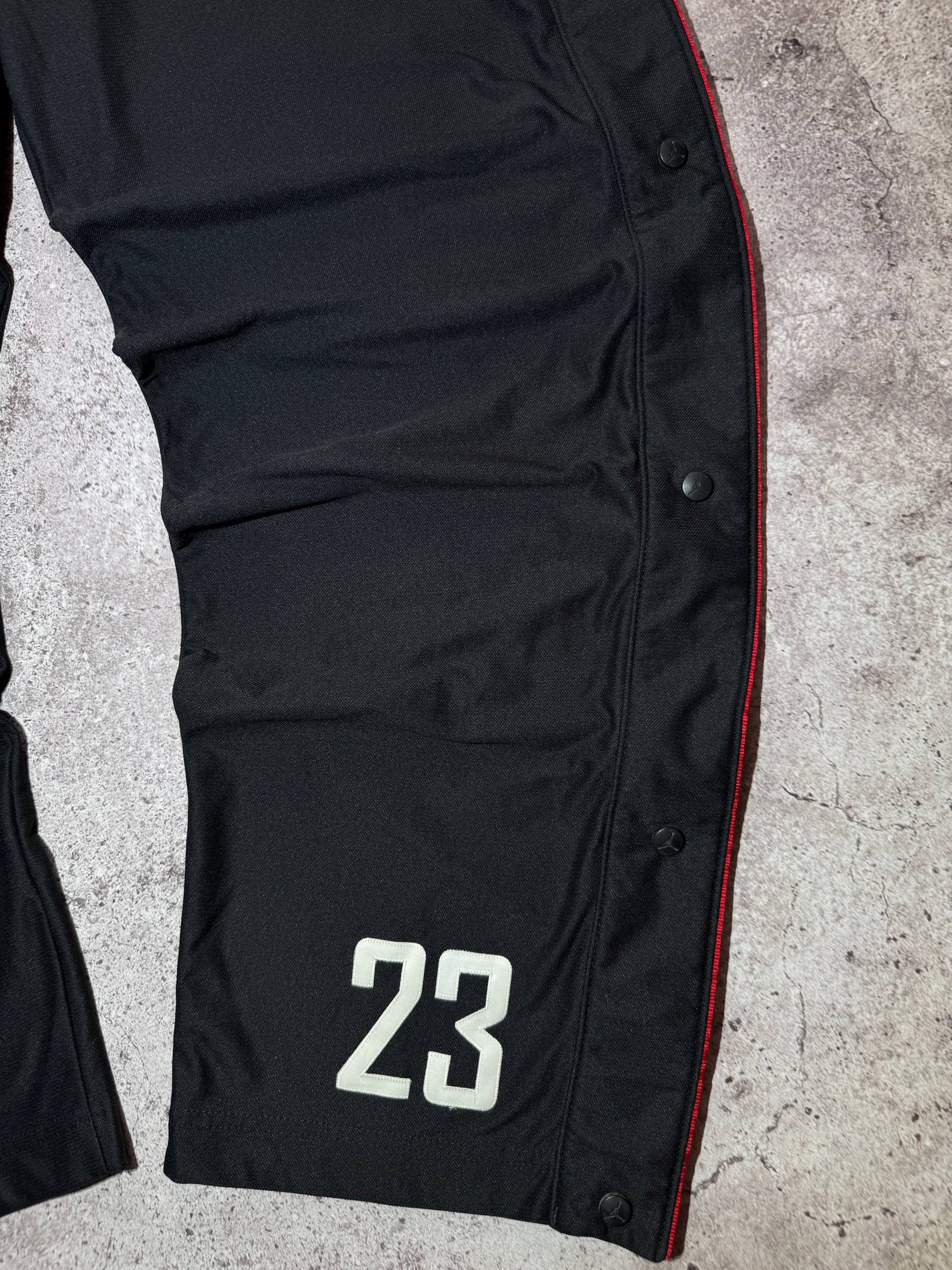 Jordan Brand Vintage Jordan 23 Streetwear y2k Casual Drill Pants Size US 36 / EU 52 - 2 Thumbnail