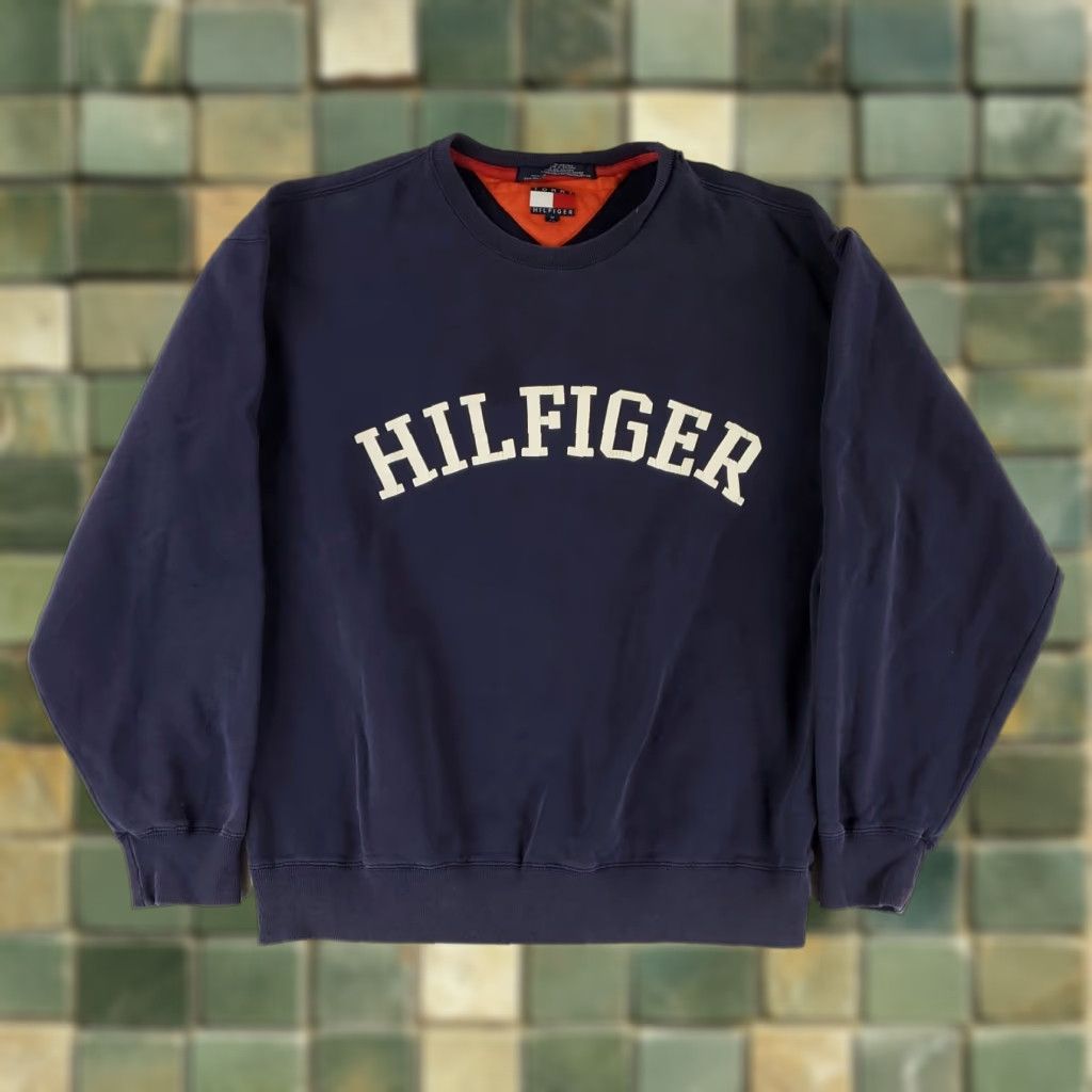 Tommy Hilfiger VINTAGE Tommy Hilfiger Sweatshirt Mens M Blue Distressed 90s Spellout Pullover Size US M / EU 48-50 / 2 - 1 Thumbnail
