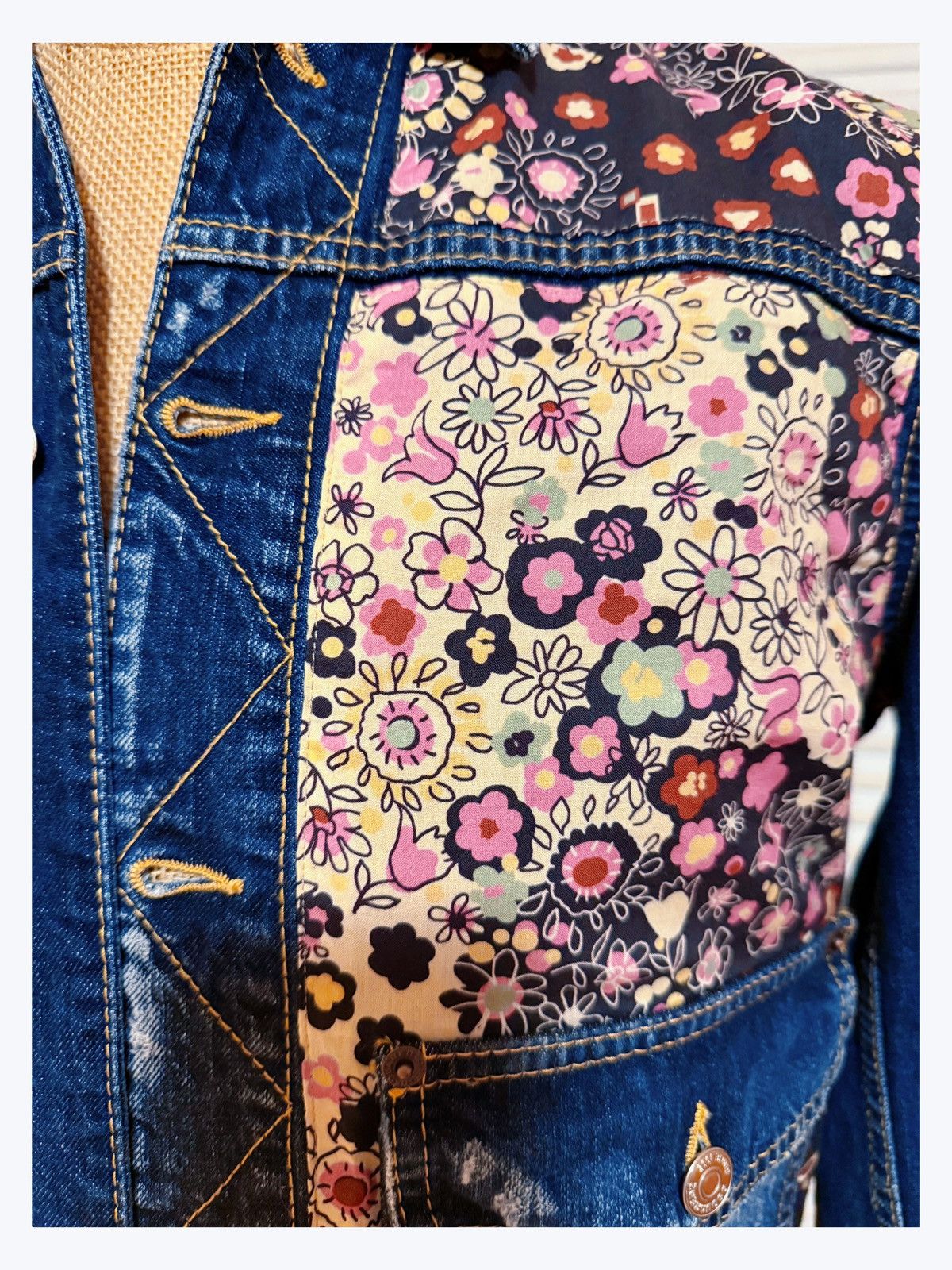 Dsquared2 DSQUARED2 Floral Patchwork Distressed Denim Jacket – Size 48 Size US M / EU 48-50 / 2 - 2 Thumbnail