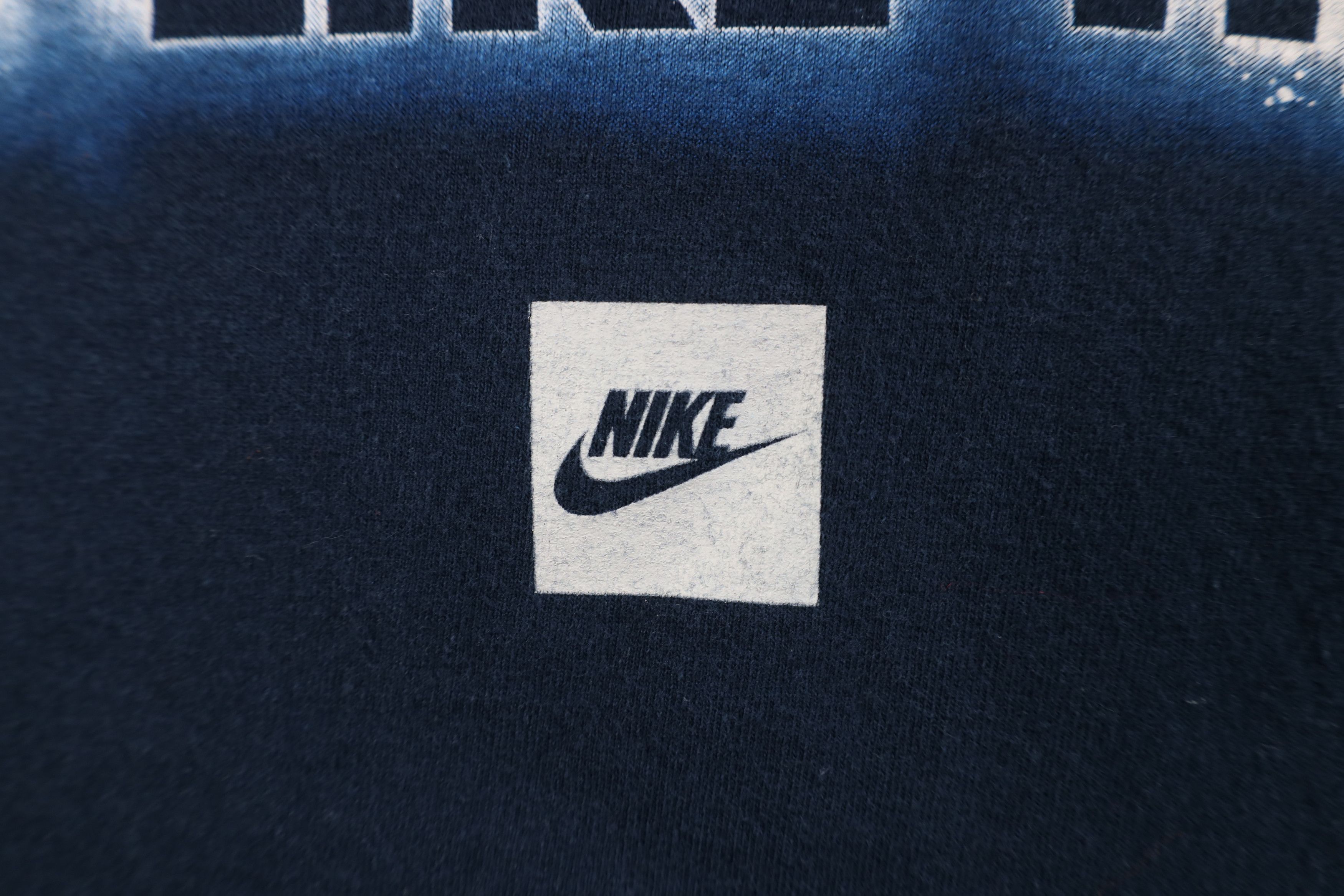 Nike Vintage Nike Scott Fire Flames Big Center Swoosh T-Shirt Size US XXL / EU 58 / 5 - 13 Thumbnail