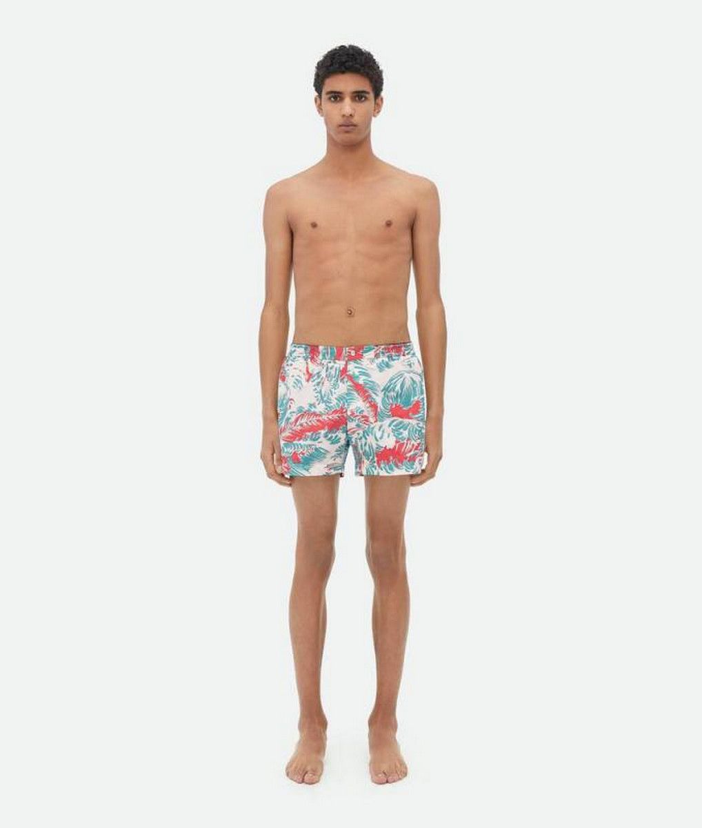 Bottega Veneta BOTTEGA VENETA white feather print nylon swim shorts Medium Size US 32 / EU 48 - 2 Thumbnail