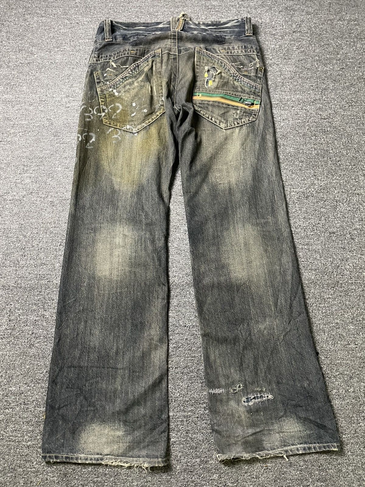 Japanese Brand ULTIMAX PAINT SPLASHED FLARED JEANS (103) Size US 34 / EU 50 - 10 Thumbnail