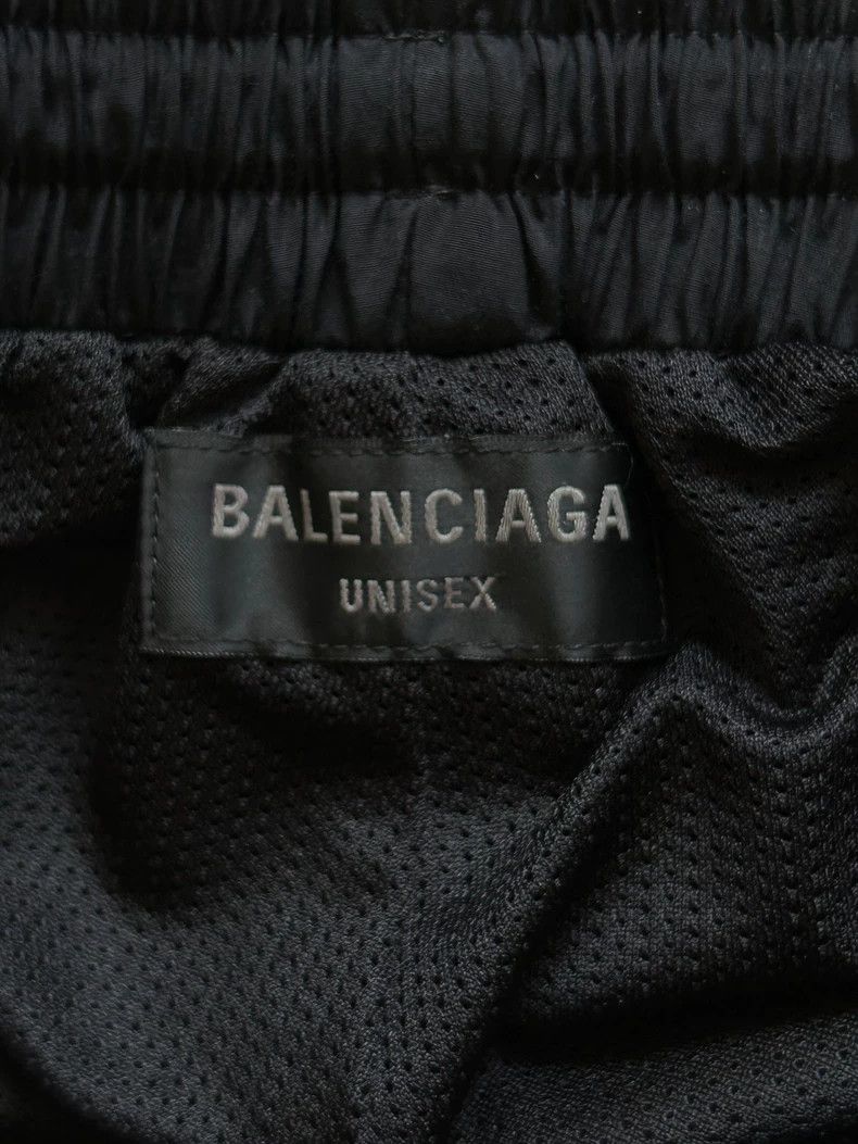 Balenciaga Balenciaga size XS BASKETBALL SERIES nylon sweatpants Size US 27 - 3 Thumbnail