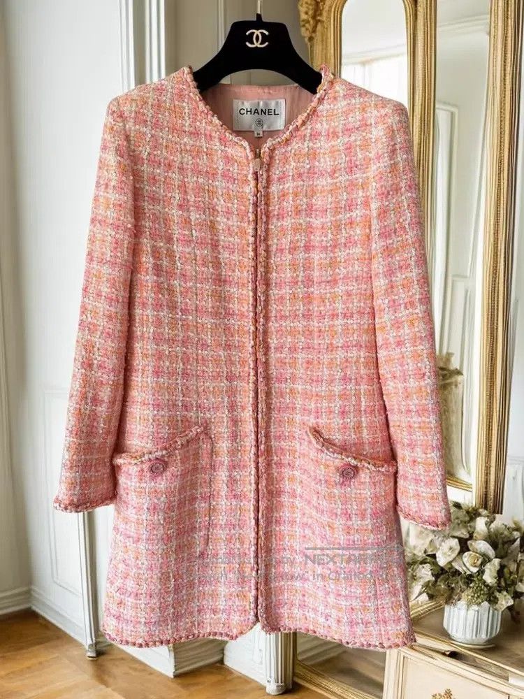 Chanel Chanel Early Spring Handicraft Workshop Dress Size XS / US 0-2 / IT 36-38 - 1 Thumbnail