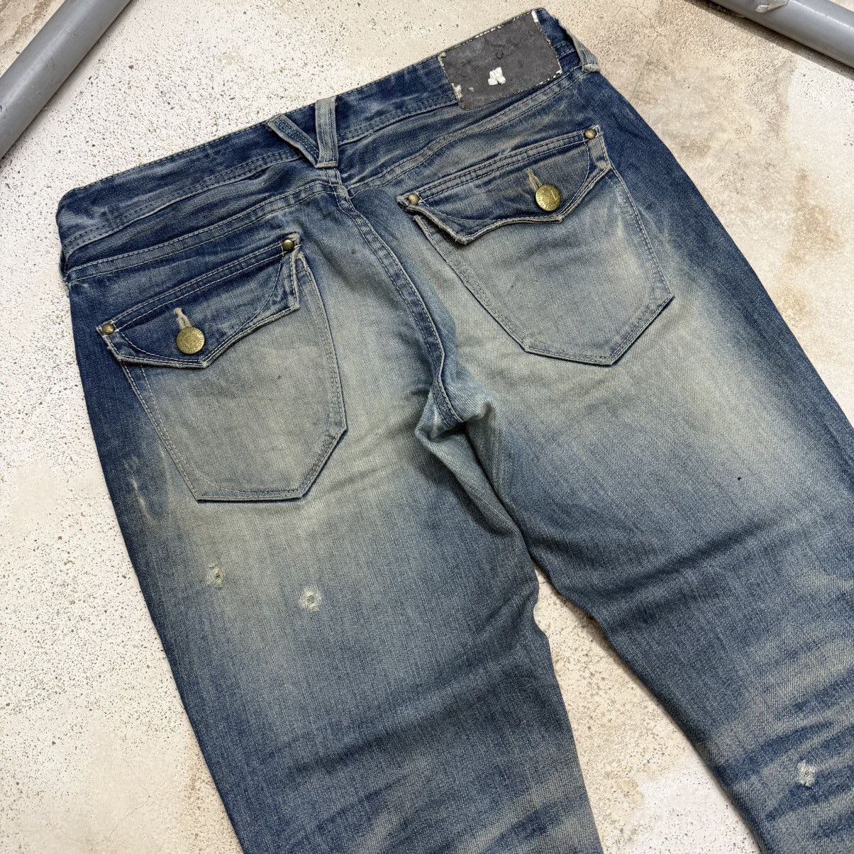 Vanquish Vanquish Muddy Distressed Whisker Denim Pants Size US 31 - 10 Thumbnail