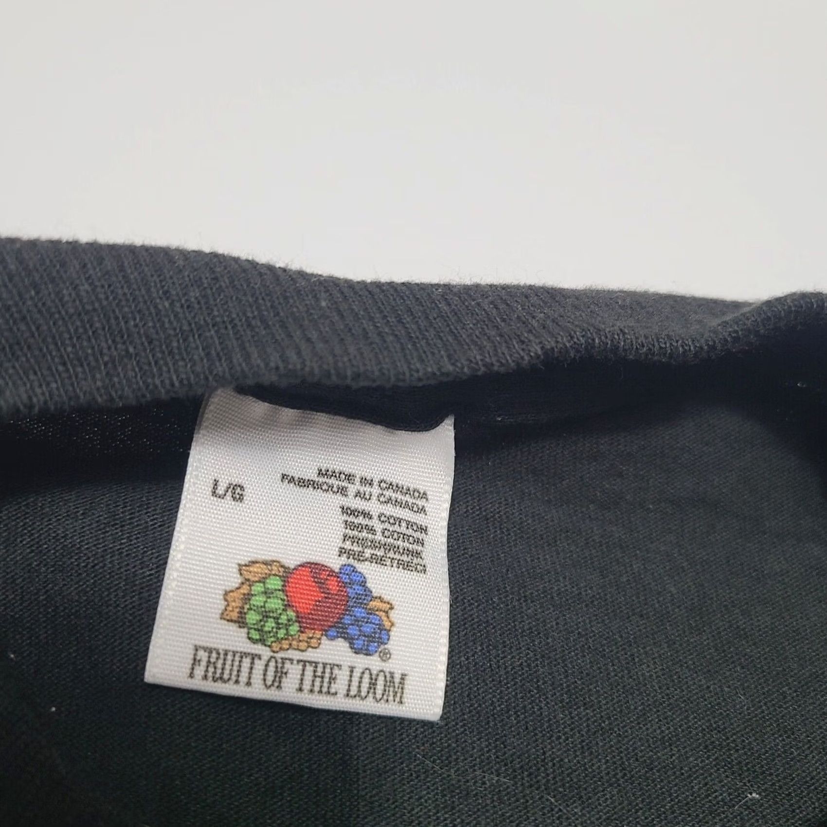 Fruit Of The Loom VINTAGE Hard Rock Cafe Toronto SkyDome T-Shirt Size Large 90s Puff Print Mens Regular Cotton Black Short Sleeve Crew Neck 1990-1999 Shirt Size US L / EU 52-54 / 3 - 3 Thumbnail