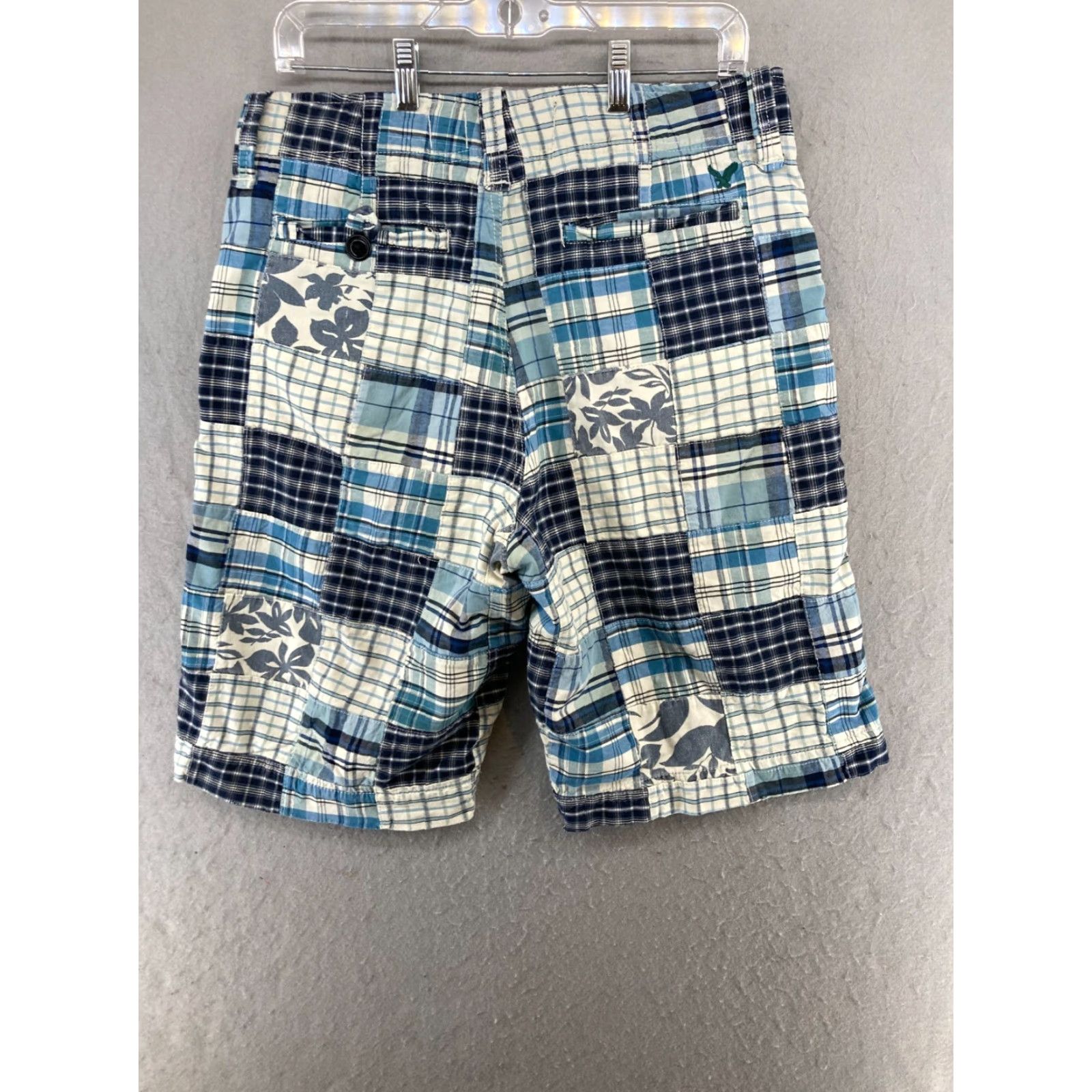 American Eagle Outfitters American Eagle Outfitters Bermuda Shorts Mens 30 Blue Plaid Preppy 90s Style, Casual Mens Size US 30 / EU 46 - 6 Thumbnail