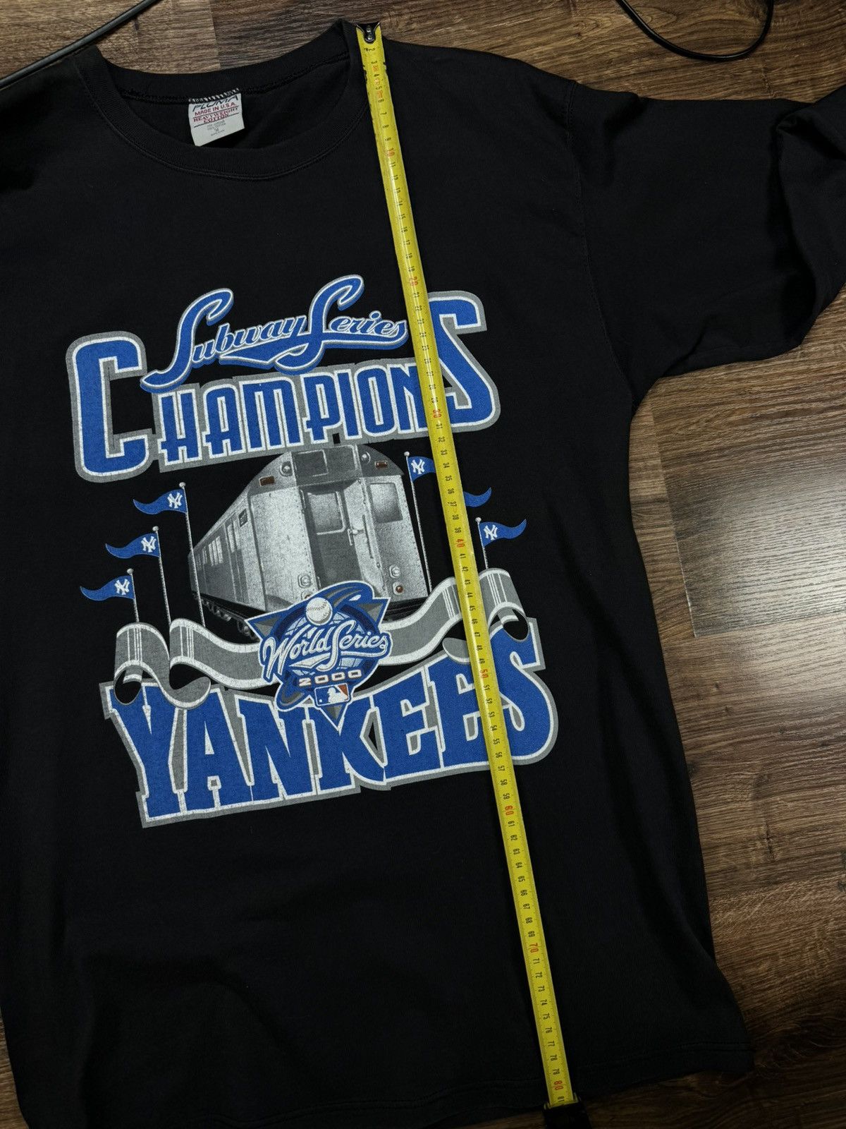 MLB × New York Yankees × Vintage Vintage 2000 Subway Series Champions long sleeve tee Size US M / EU 48-50 / 2 - 5 Thumbnail