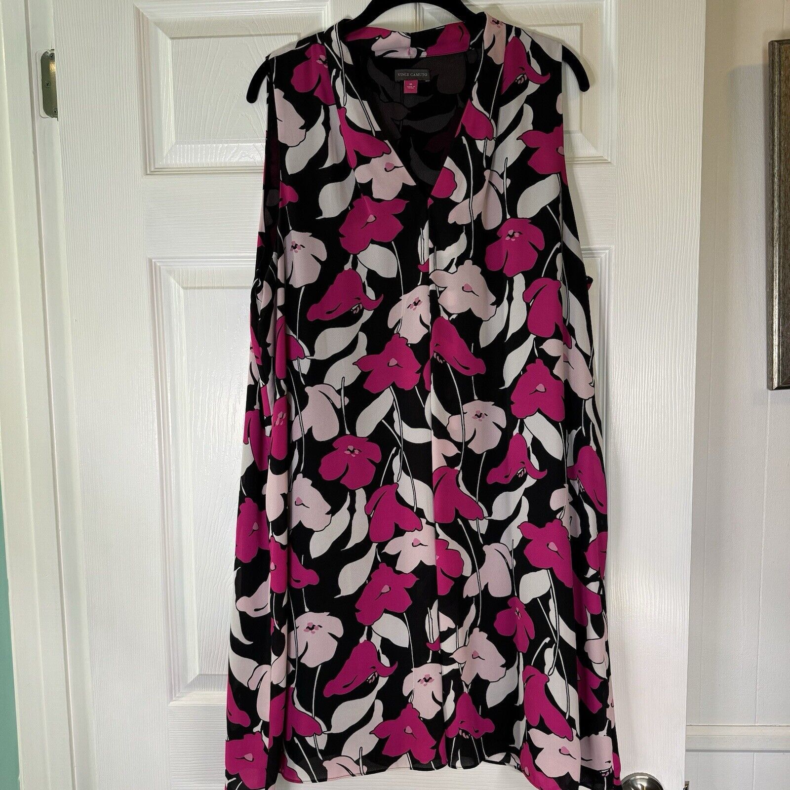 Vince Camuto Vince Camuto Sleeveless Floral Shift Dress Black Pink XL Size XL / US 12-14 / IT 48-50 - 1 Thumbnail