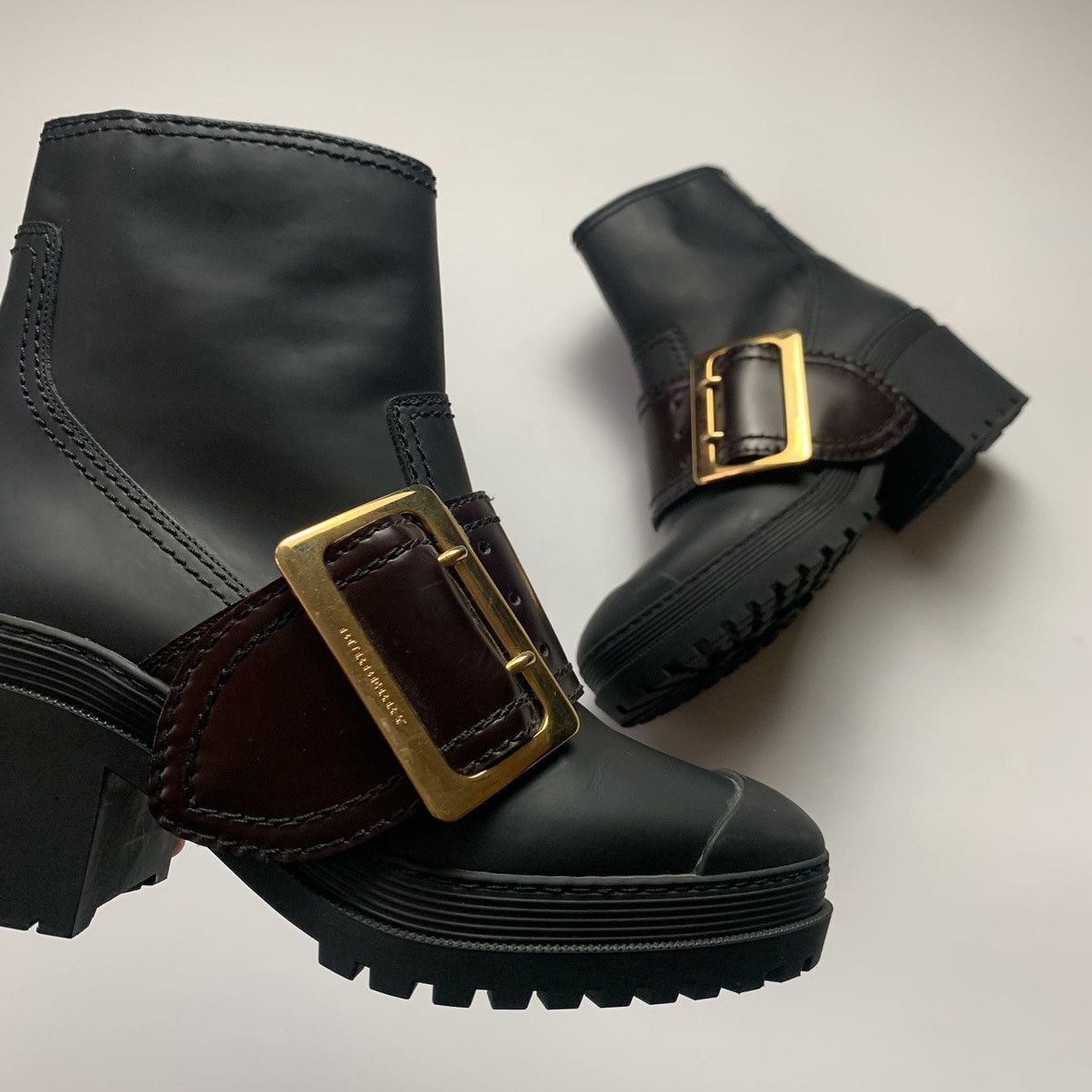 Burberry Burberry Women’s Leather Upper Boots Suede Buckle Ankle Size US 6 / IT 36 - 12 Thumbnail