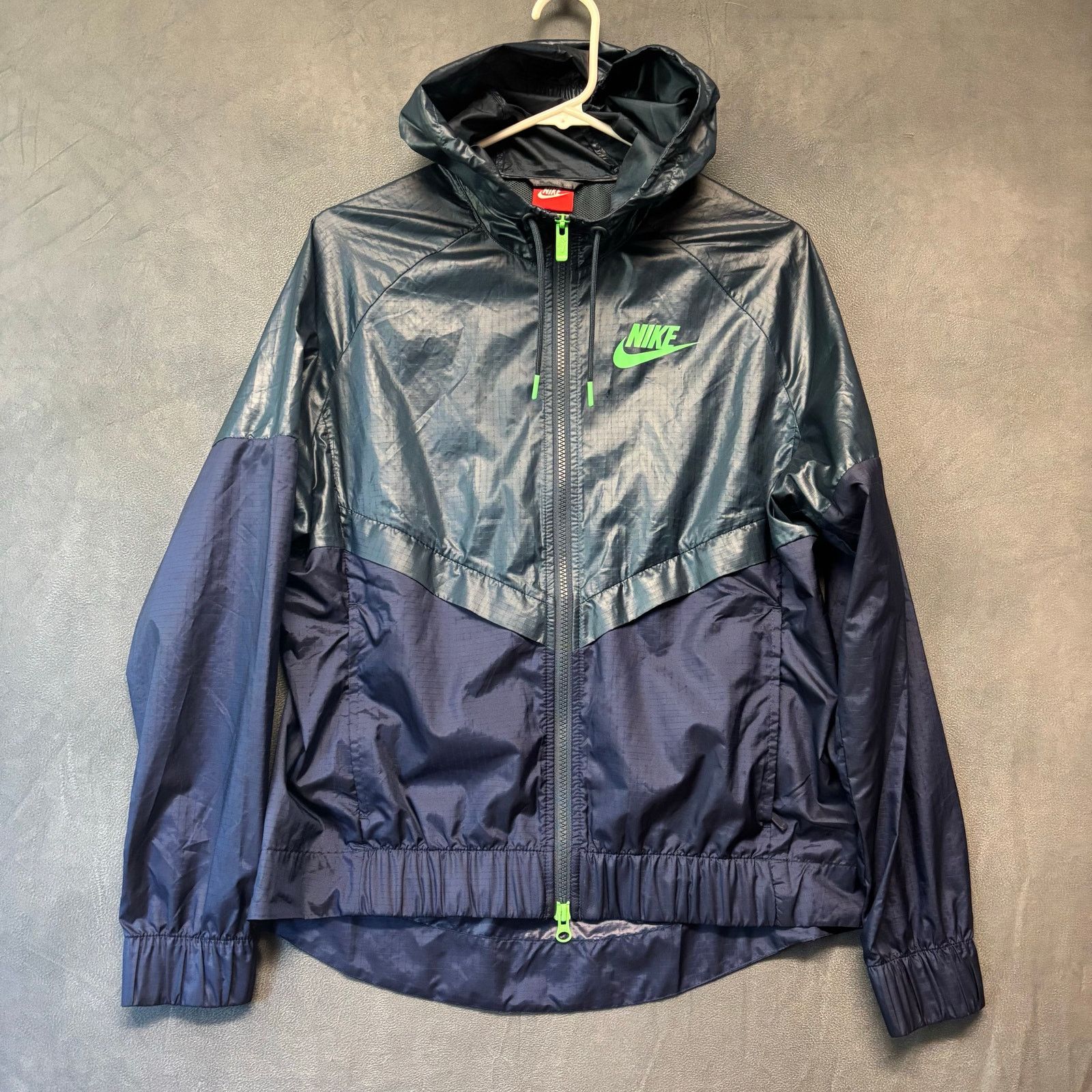 Nike Nike Windrunner Jacket Logo Zip Hooded Windbreaker Gorpcore Size M / US 6-8 / IT 42-44 - 1 Thumbnail