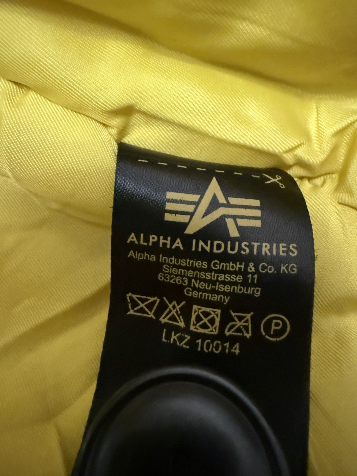 Alpha Industries Alpha Industries N2B Size US L / EU 52-54 / 3 - 9 Thumbnail