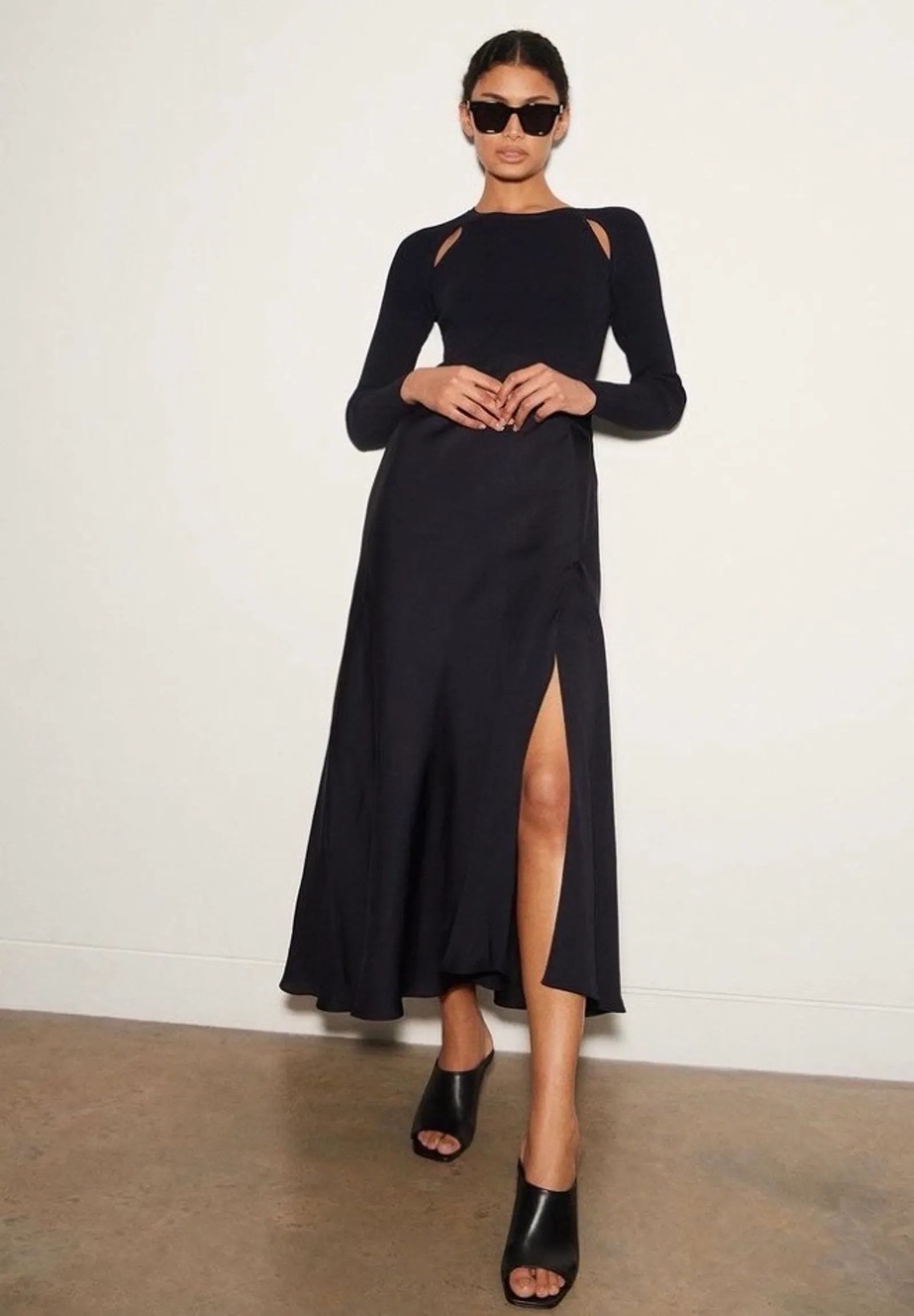 Reiss Reiss REISS Octavia Knitted Cut Out Dress Dress Size XS / US 0-2 / IT 36-38 - 1 Thumbnail