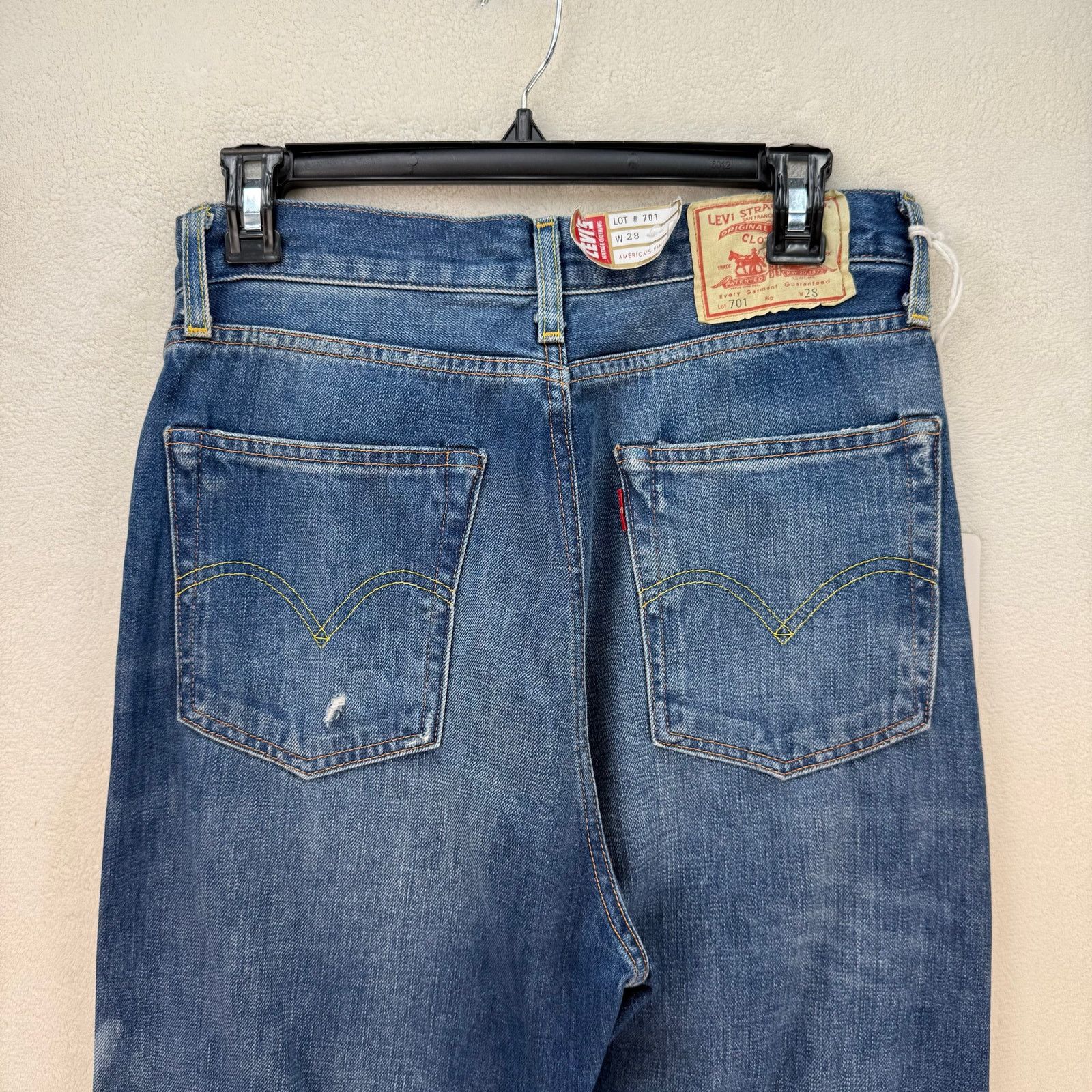 Levi's LEVI'S VINTAGE 1950'S 701 SELVEDGE WOMEN'S 28 # 507010032 Size 28" / US 6 / IT 42 - 6 Thumbnail