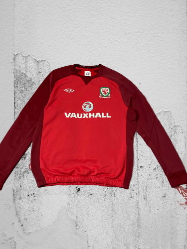 Umbro × Vintage Vintage Wales Umbro Training Sweat Top Size US L / EU 52-54 / 3 - 1 Thumbnail