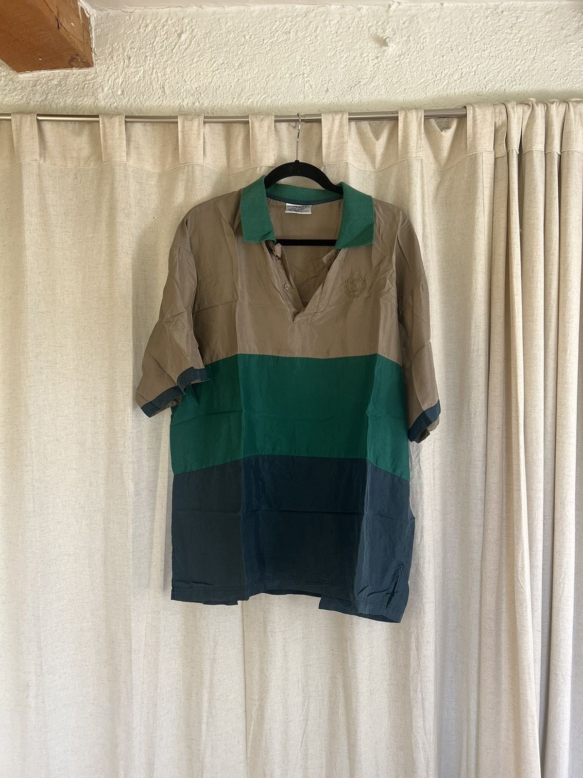 Givenchy Vintage 80’s / 90’s Silk Givenchy Activewear Polo Shirt Size US L / EU 52-54 / 3 - 1 Thumbnail