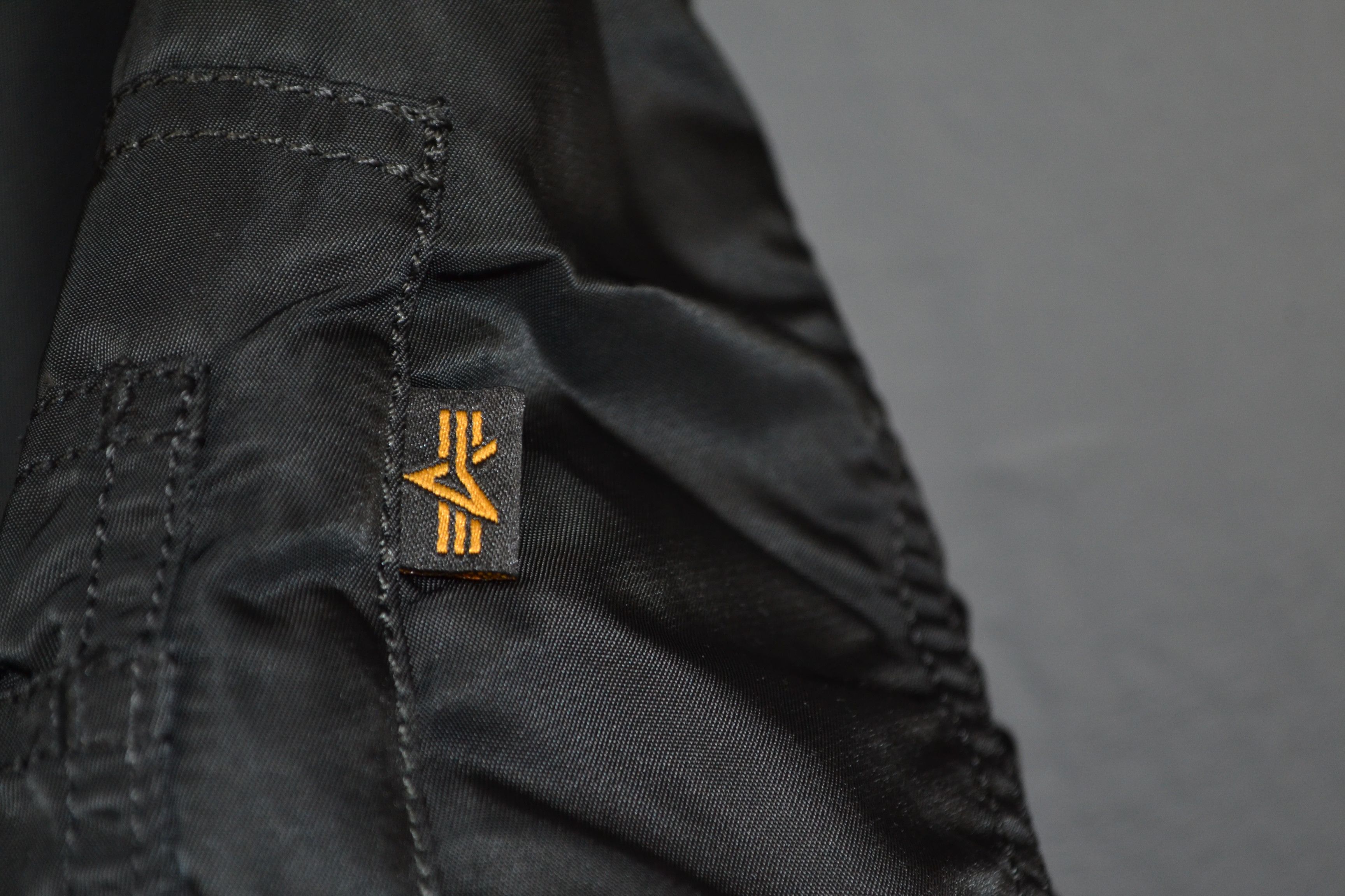 Alpha Industries Alpha Industries MA-1 Flag Gray Reversible Bomber Jacket L Size US L / EU 52-54 / 3 - 11 Thumbnail