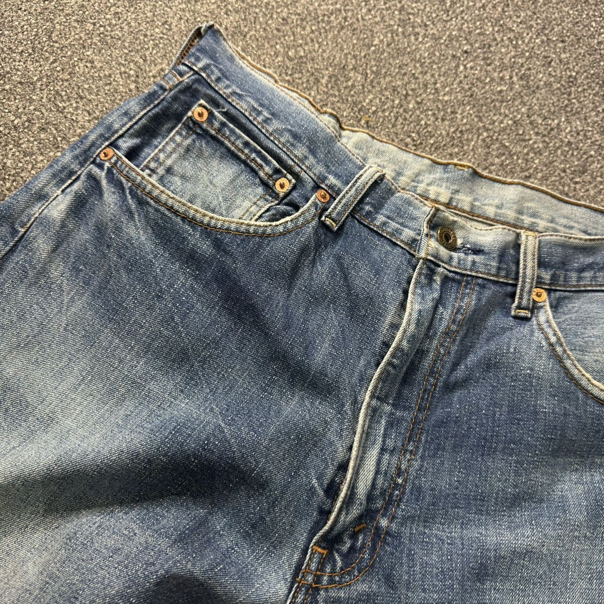 Engineered Garments × Levi's Vintage 90s Levis 504-B3 Distressed Faded Aging Denim USA Size US 34 / EU 50 - 14 Thumbnail