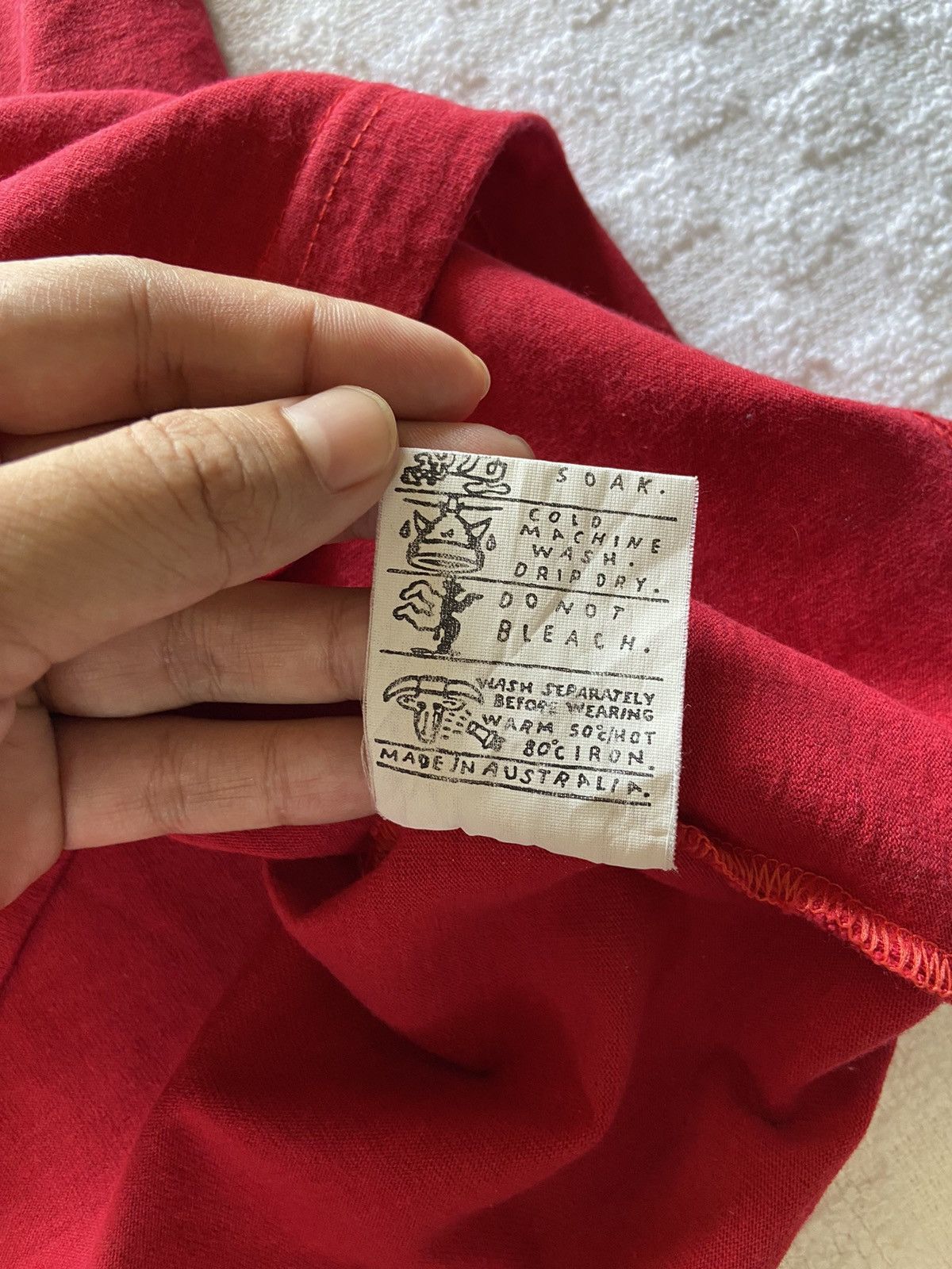 Mambo × Vintage Mambo S/S Raglan T-Shirt ( Made In Australia )( 1995 ) Size US L / EU 52-54 / 3 - 9 Thumbnail