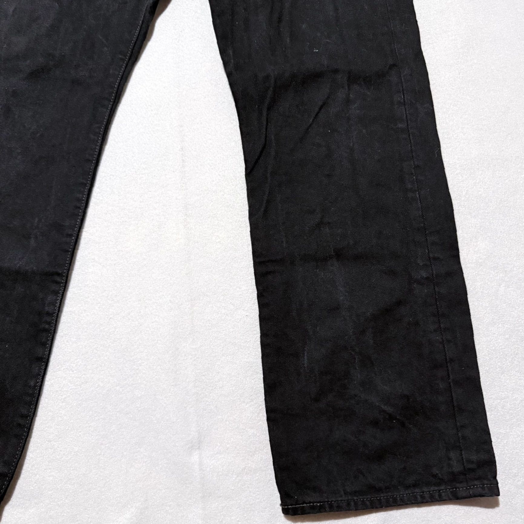 Levi's VINTAGE Levi's 501 Original Jeans Mens 36x30 Black Denim Straight Leg Button-Fly Flaws Size US 36 / EU 52 - 3 Thumbnail