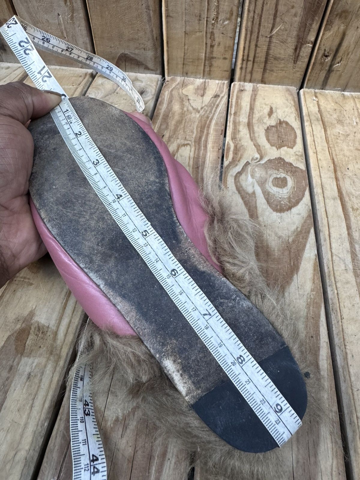 Gucci Gucci shearling Fur pink women’s Mules sz EUR 36.5 US 6.5 Size US 6.5 / IT 36.5 - 22 Thumbnail