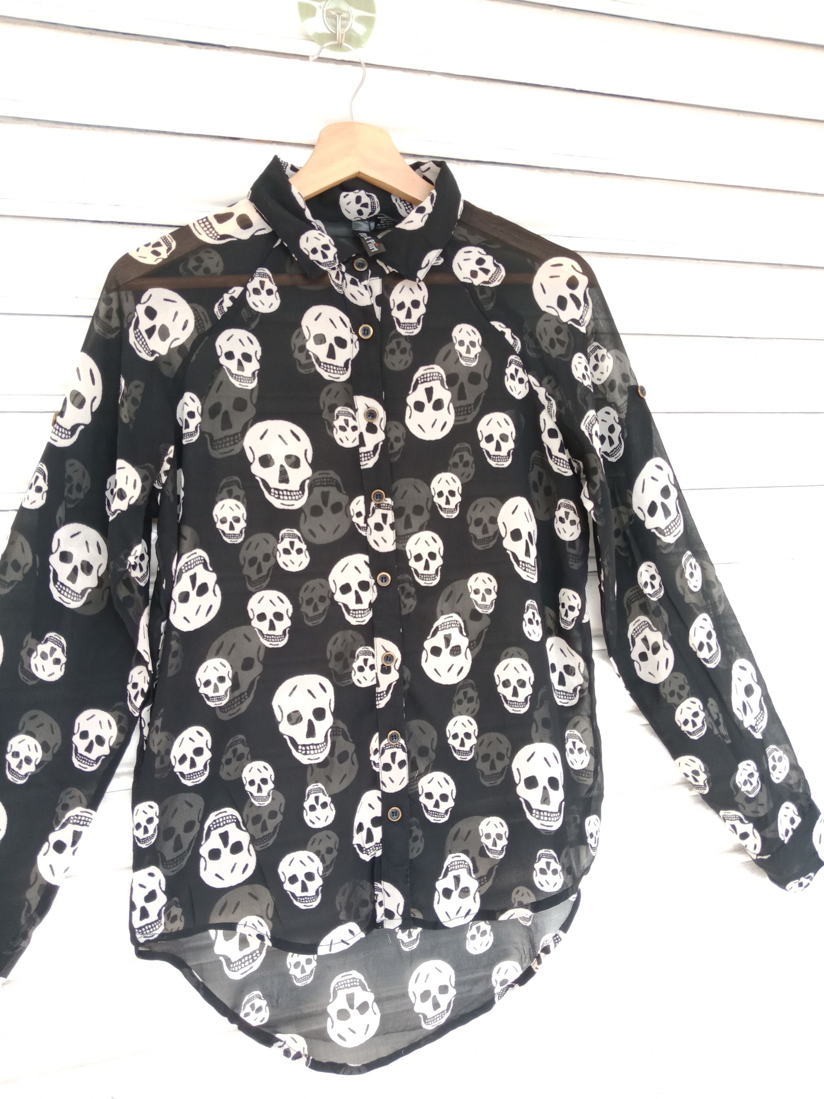 KMRii Fun & Flirt Overprint Skulls Paper Thin Size US M / EU 48-50 / 2 - 5 Thumbnail