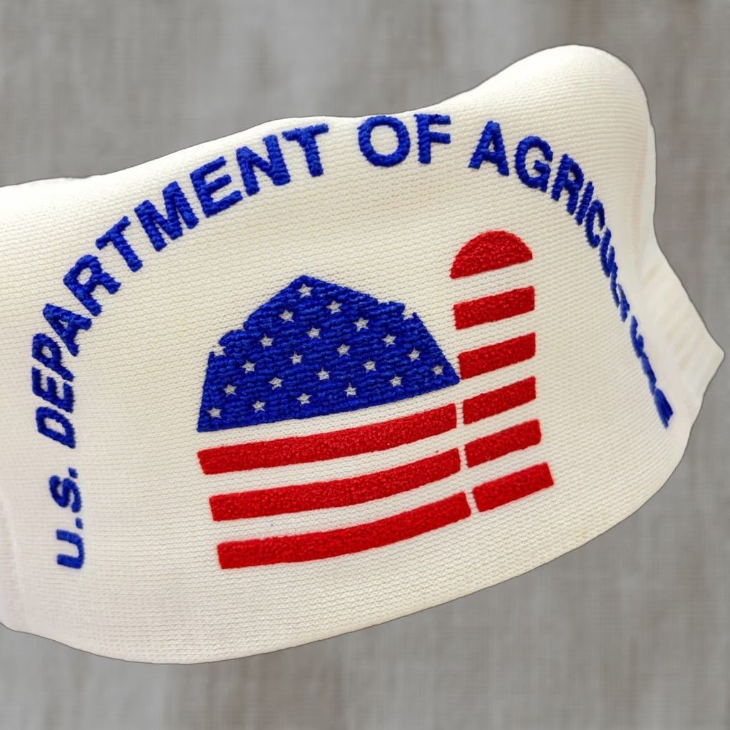 Vintage VINTAGE US Department Of Agriculture Trucker Hat Cap Made In USA White Cotton Twill Adjustable Outdoor Logo 80s 90s Retro Dad Mens Hat Size ONE SIZE - 1 Thumbnail
