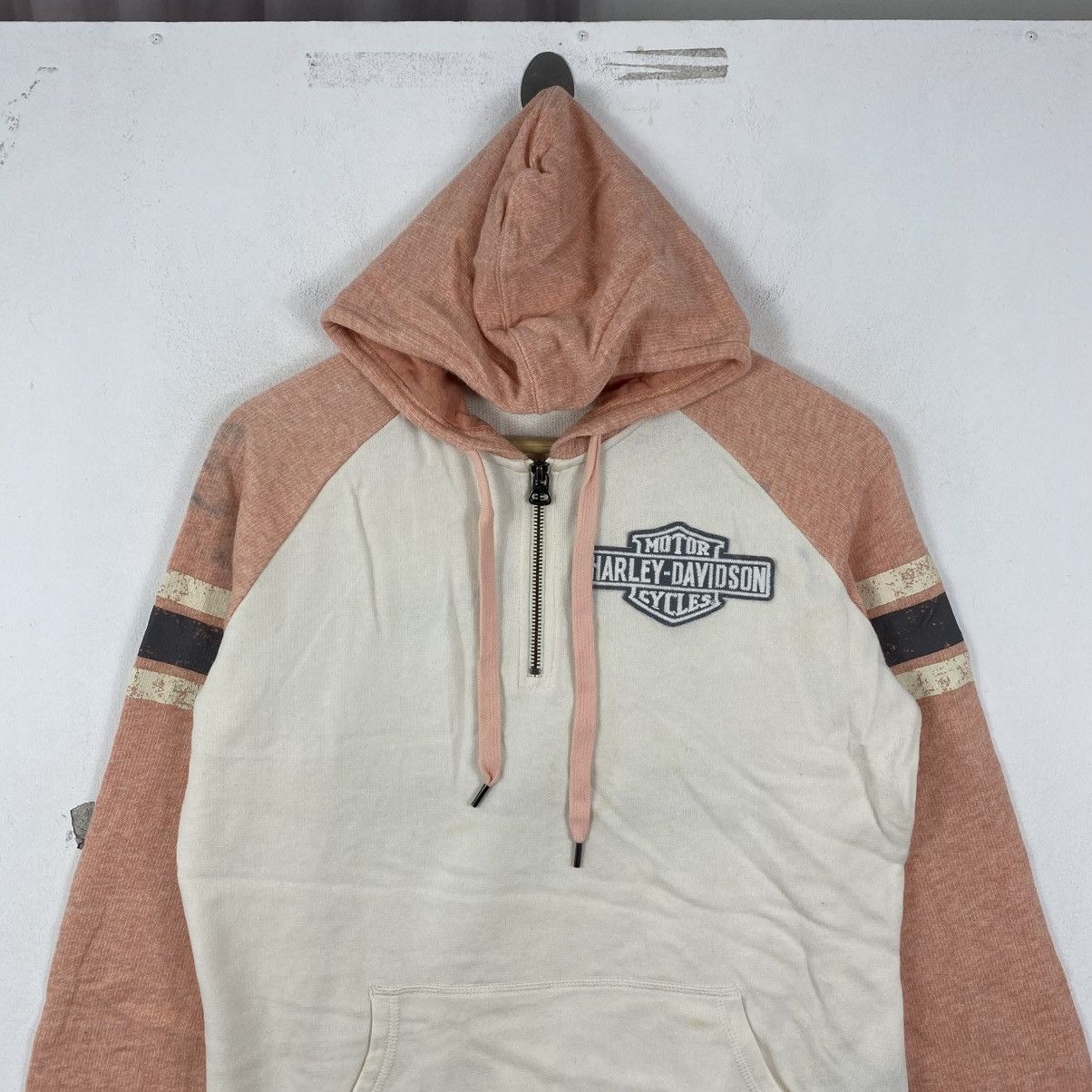 Harley Davidson Harley Davidson 1/4 Zip Hoodie Large Peach Cream Moto Vtg Size L / US 10 / IT 46 - 3 Thumbnail