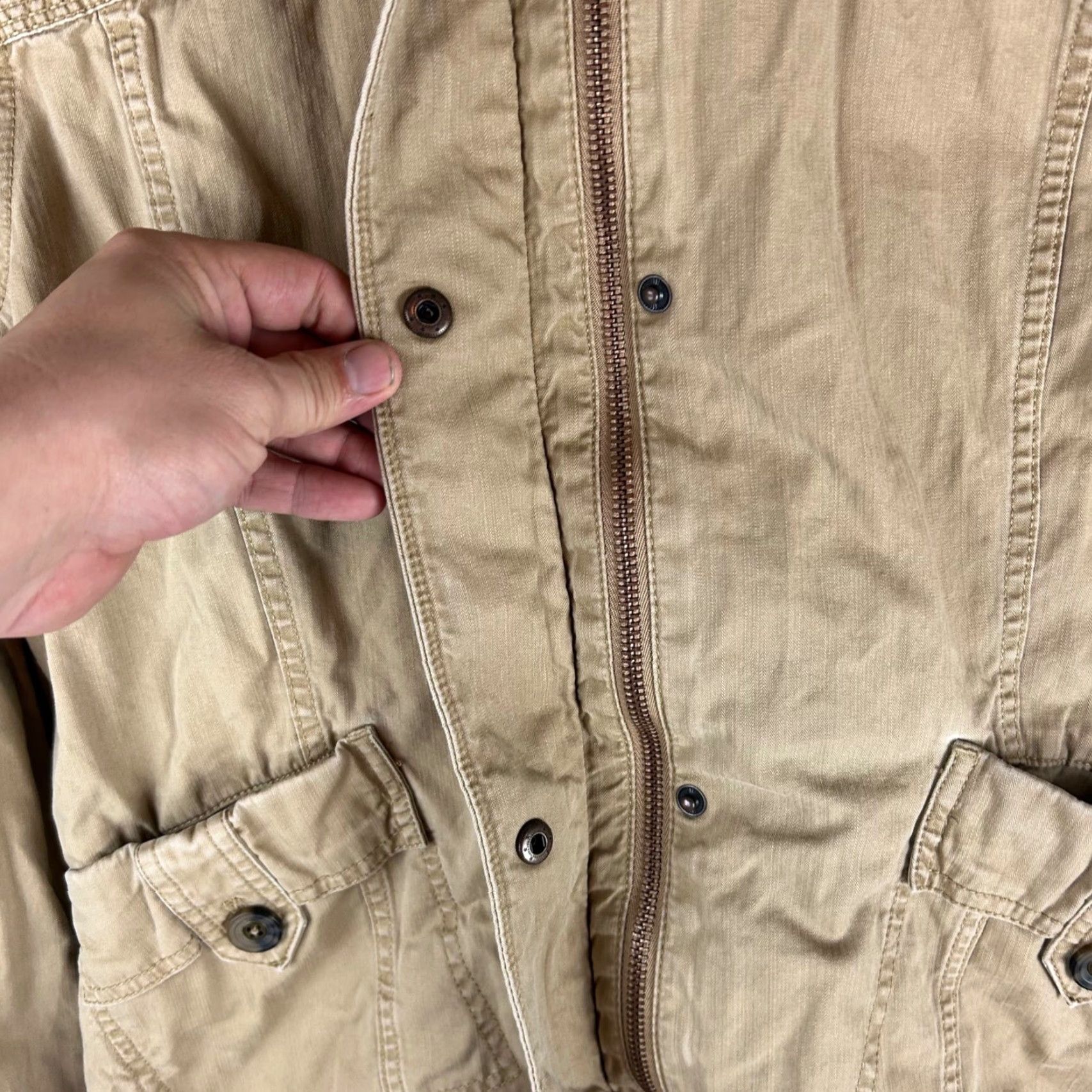 Eddie Bauer Eddie Bauer Womens Utility Jacket Tan 100% Cotton Zip Front Pockets Casual Outdoor Everyday Layering Size L Beige Size L / US 10 / IT 46 - 7 Thumbnail