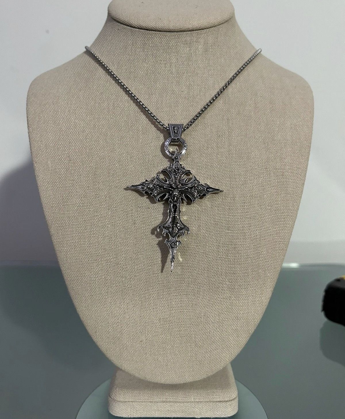 Japanese Brand Gothic Skeleton Cross Necklace Size ONE SIZE - 2 Thumbnail