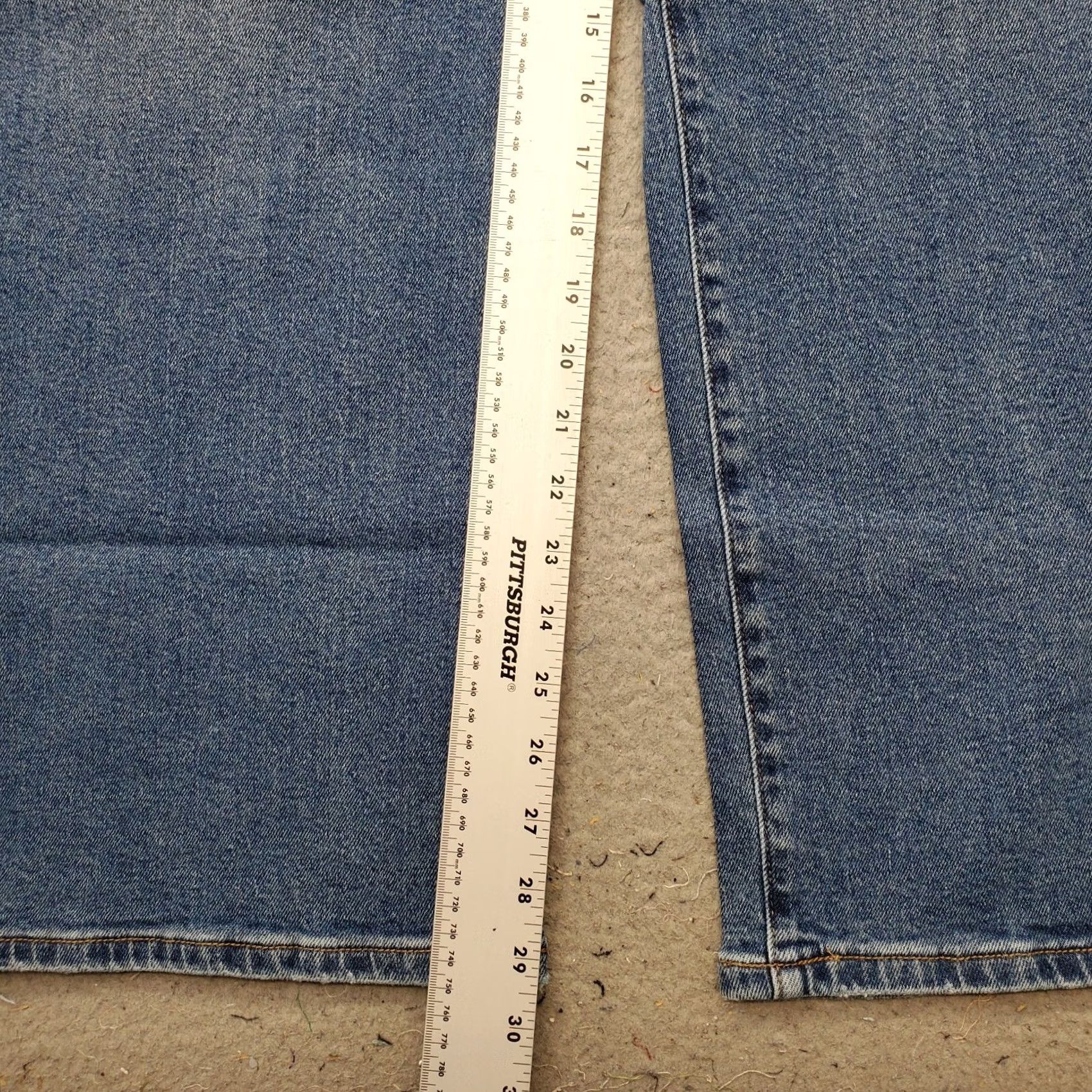 Gloria Vanderbilt Gloria Vanderbilt Jeans Womens 22 Blue Denim Stretch Relaxed Fit Straight Leg Jeans 22 Womens Blue Denim Stretch Relaxed Fit Straight Leg Mens? Size 40" / US 18 - 5 Thumbnail