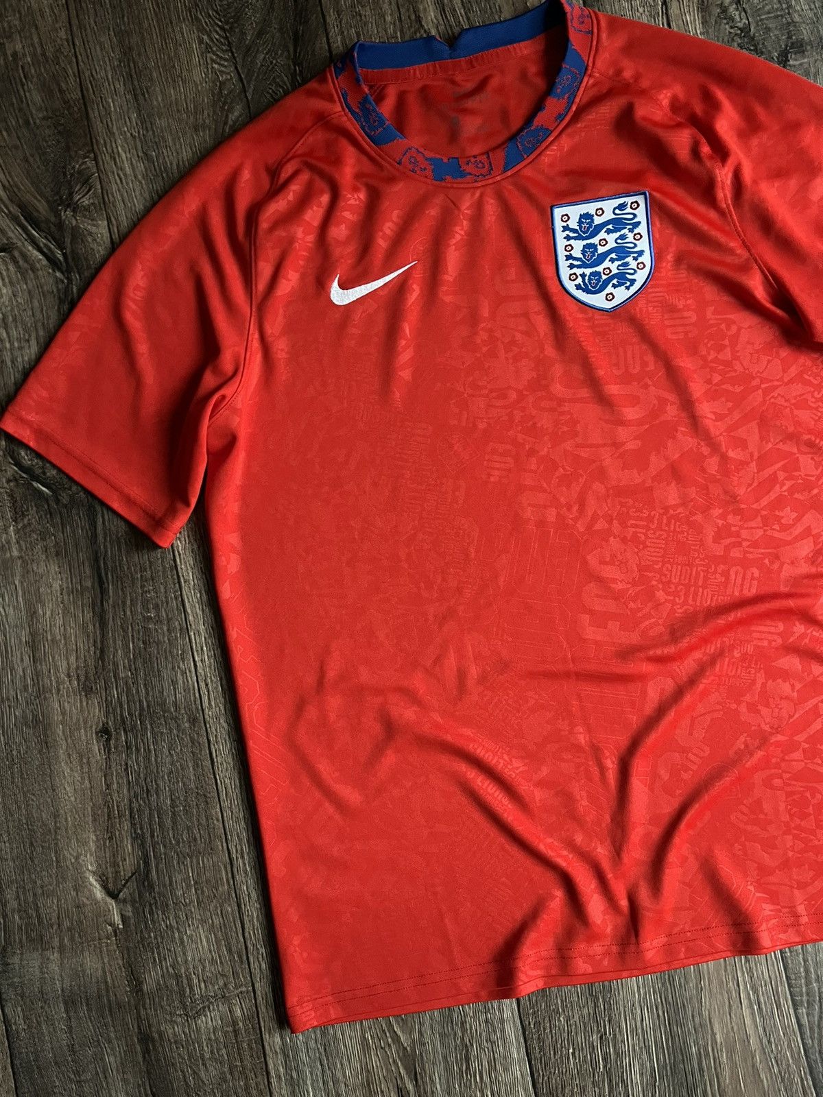 Nike Nike England Pre Match Top Red 2020/2021 Football Jersey Size US L / EU 52-54 / 3 - 3 Thumbnail