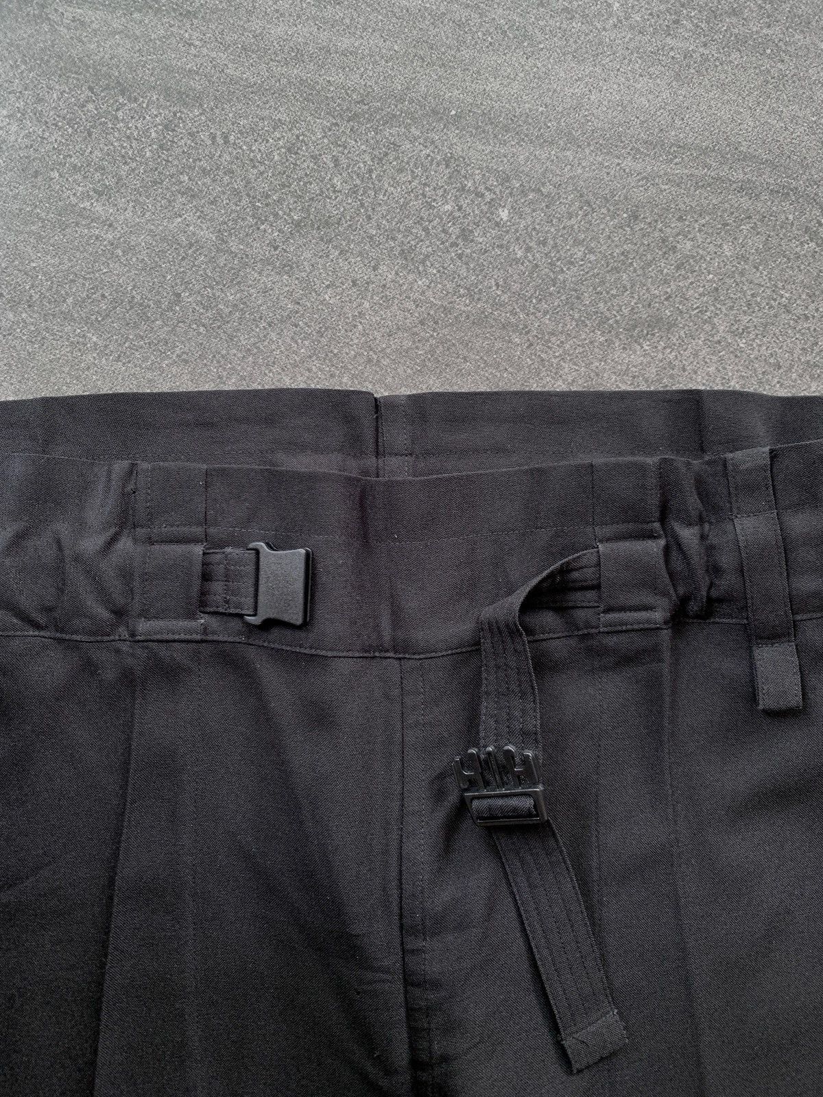 Issey Miyake FREE TAX! ME Relaxed Belted Trousers Size US 32 / EU 48 - 4 Thumbnail