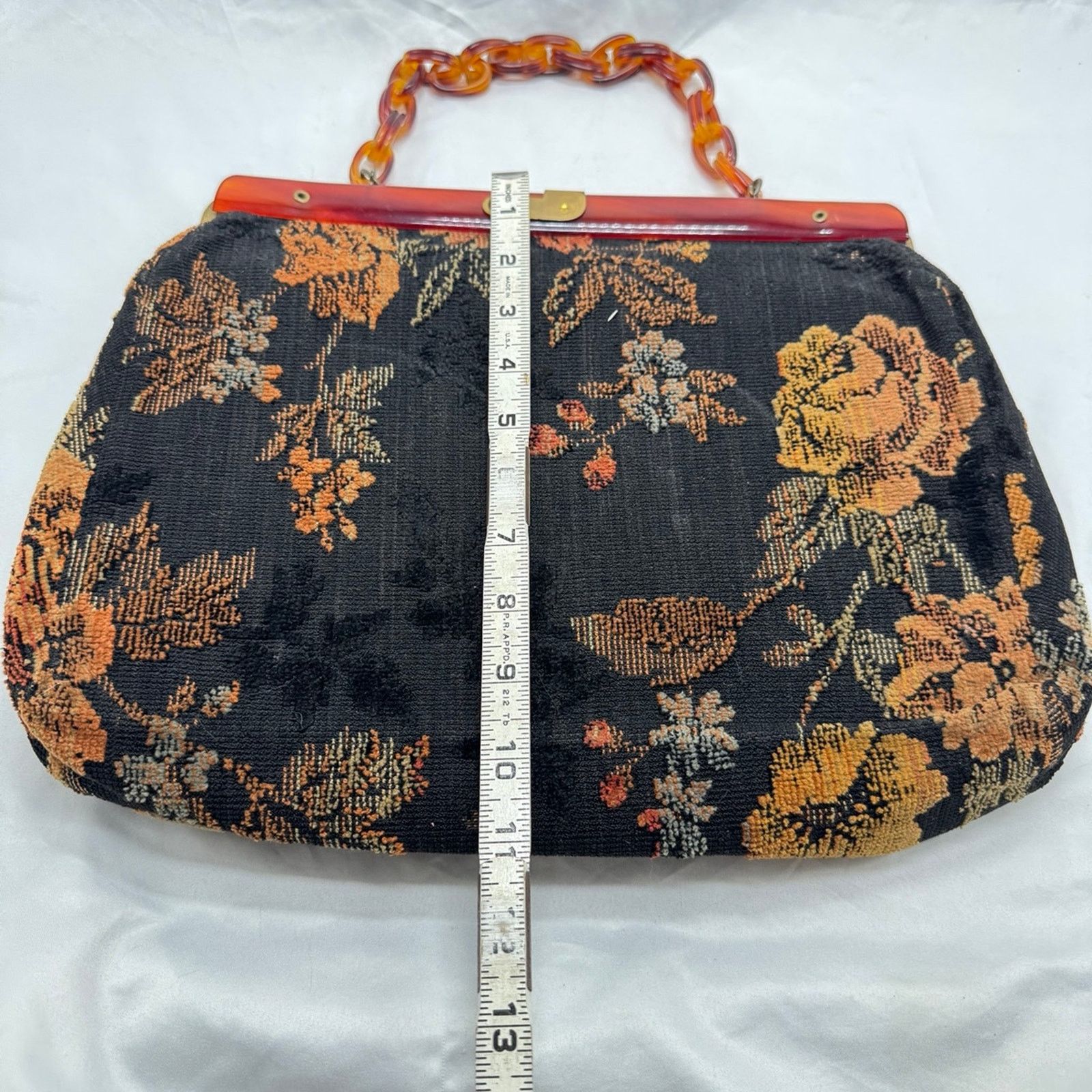 NBDN Nobrandedon VTG tapestry and lucite carpet bag Size ONE SIZE - 5 Thumbnail